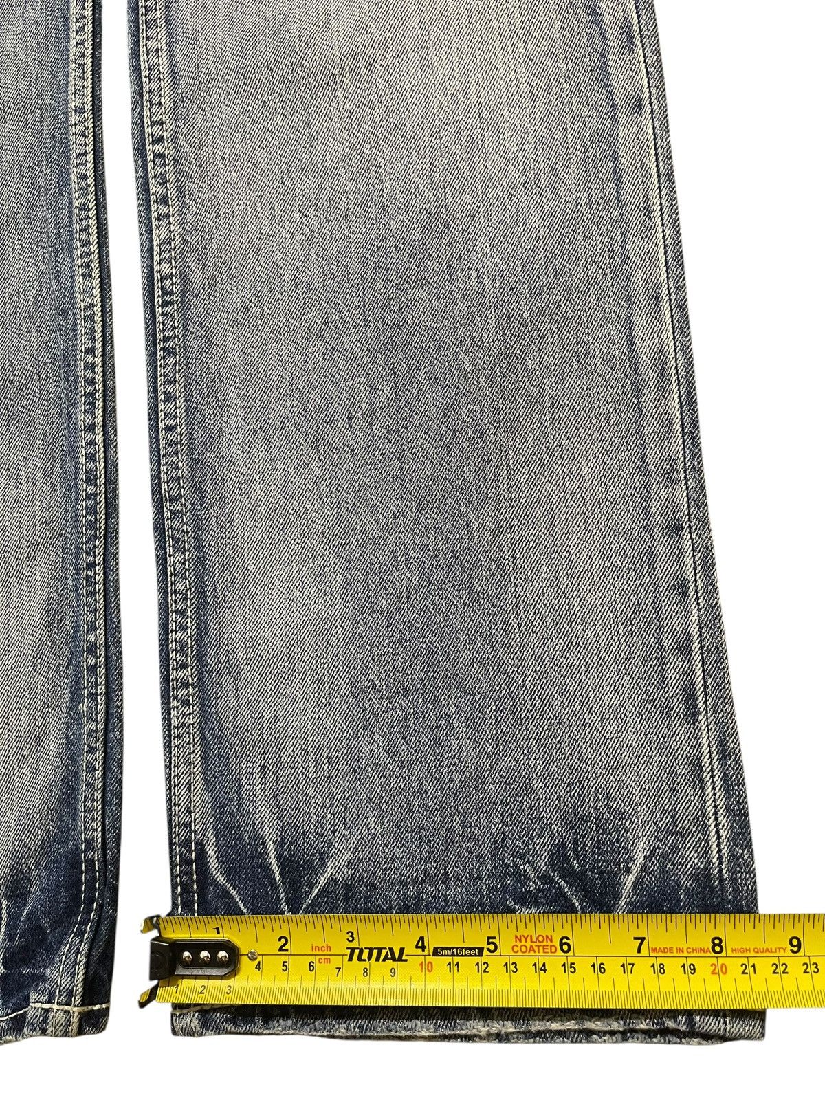 Japanese Brand Vintage Japanese Brand Blue Wash Distress Style Loose Jeans Size US 30 / EU 46 - 15 Thumbnail