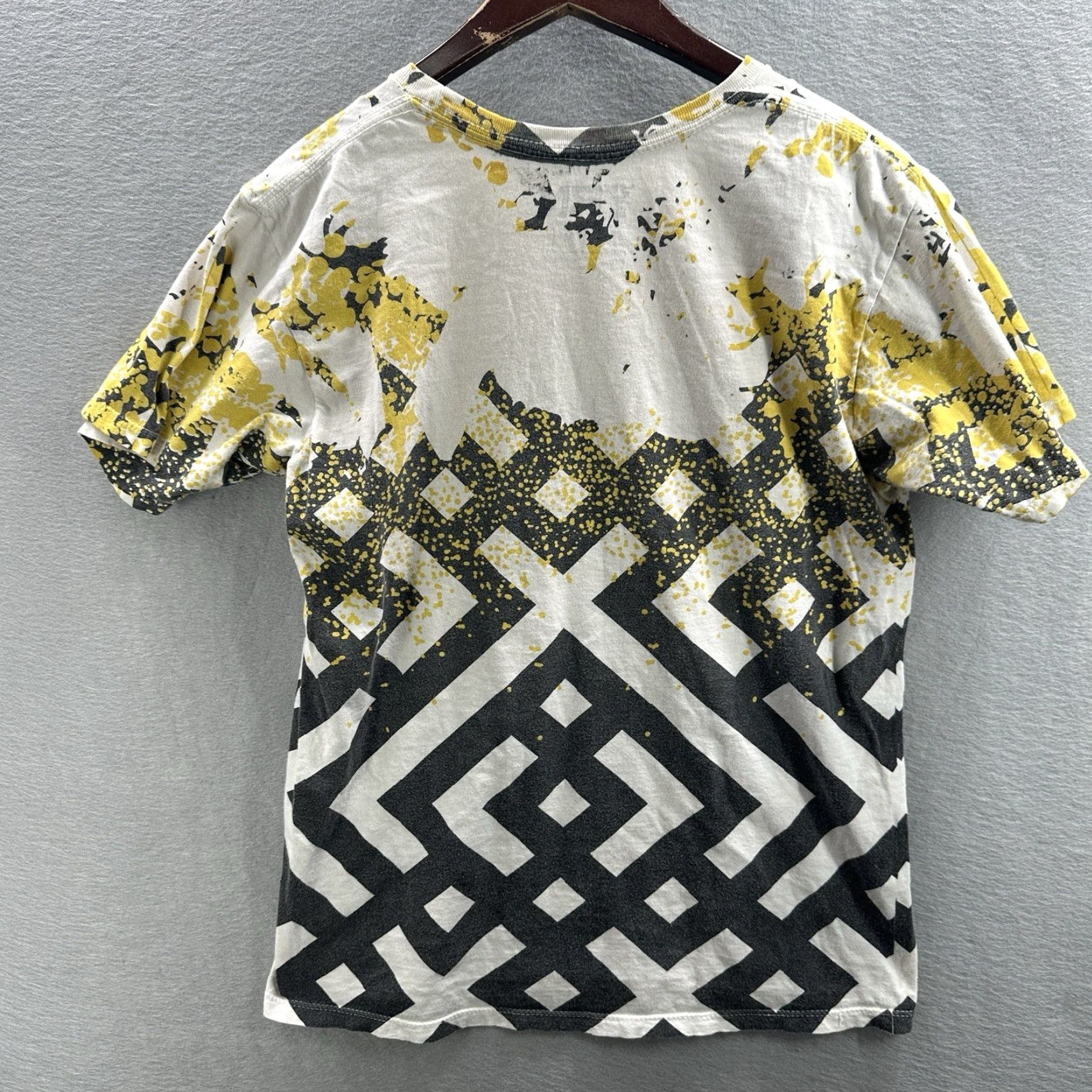 Vintage YRN Migos Shirt Graphic Print Mens Medium All Over Print Hip Hop Shirt Size US M / EU 48-50 / 2 - 7 Thumbnail