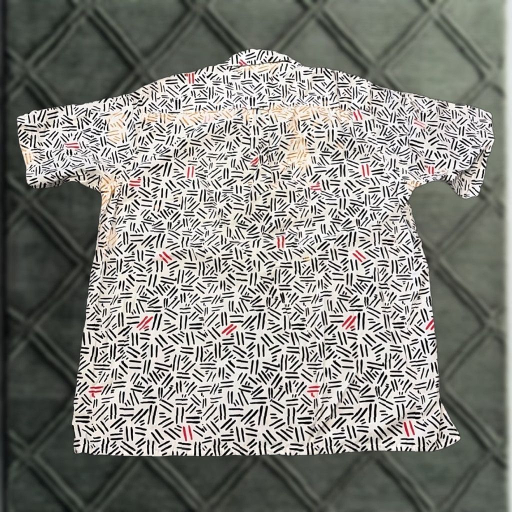 Izod VINTAGE IZOD White Geometric Print Button-Up Shirt Casual Men L 90s Cotton Short Sleeve Size US L / EU 52-54 / 3 - 1 Thumbnail