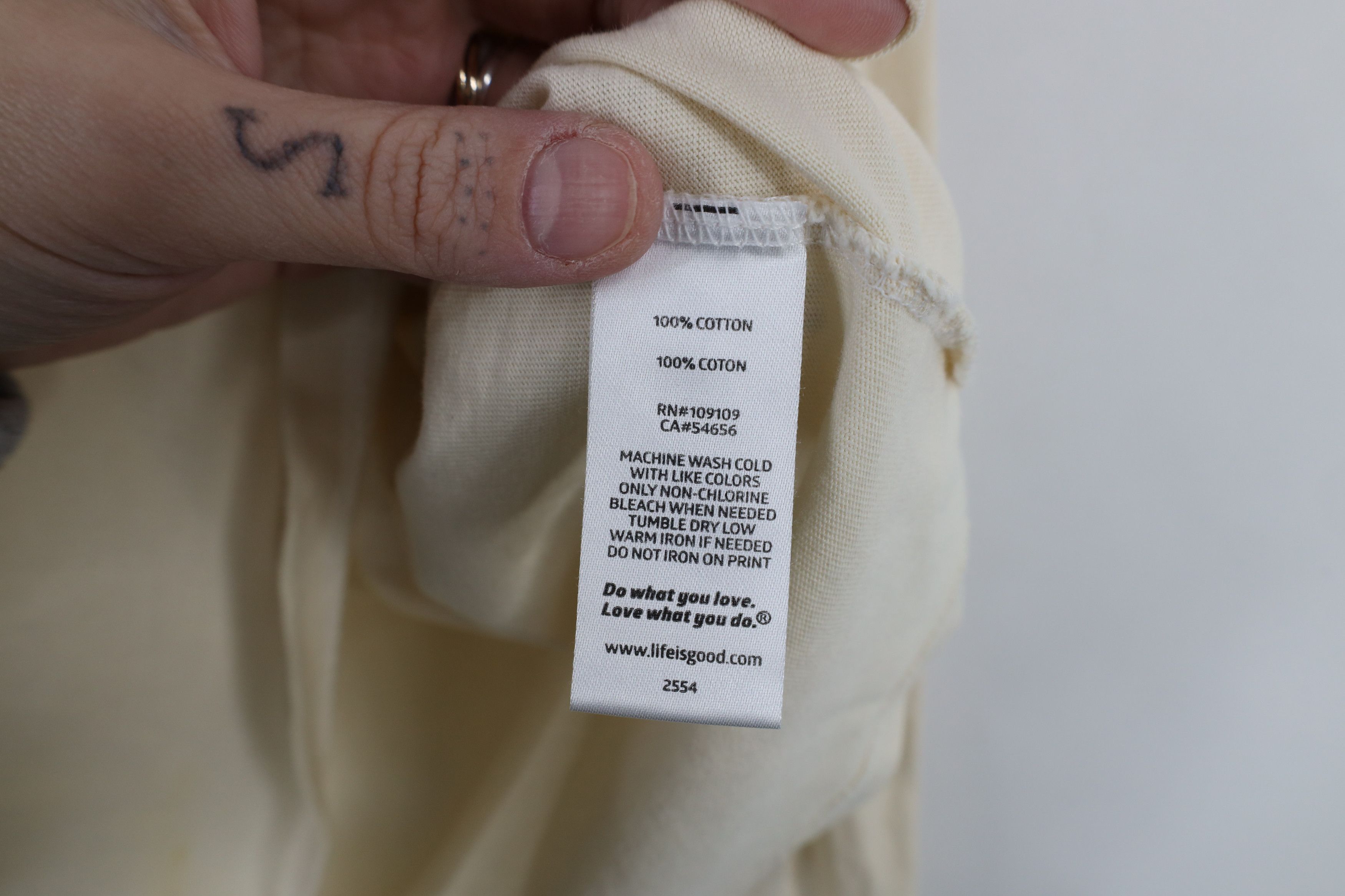 Life is Good × Vintage Vintage Life Is Good Dog Chair Long Sleeve T-Shirt Beige Size US M / EU 48-50 / 2 - 9 Thumbnail