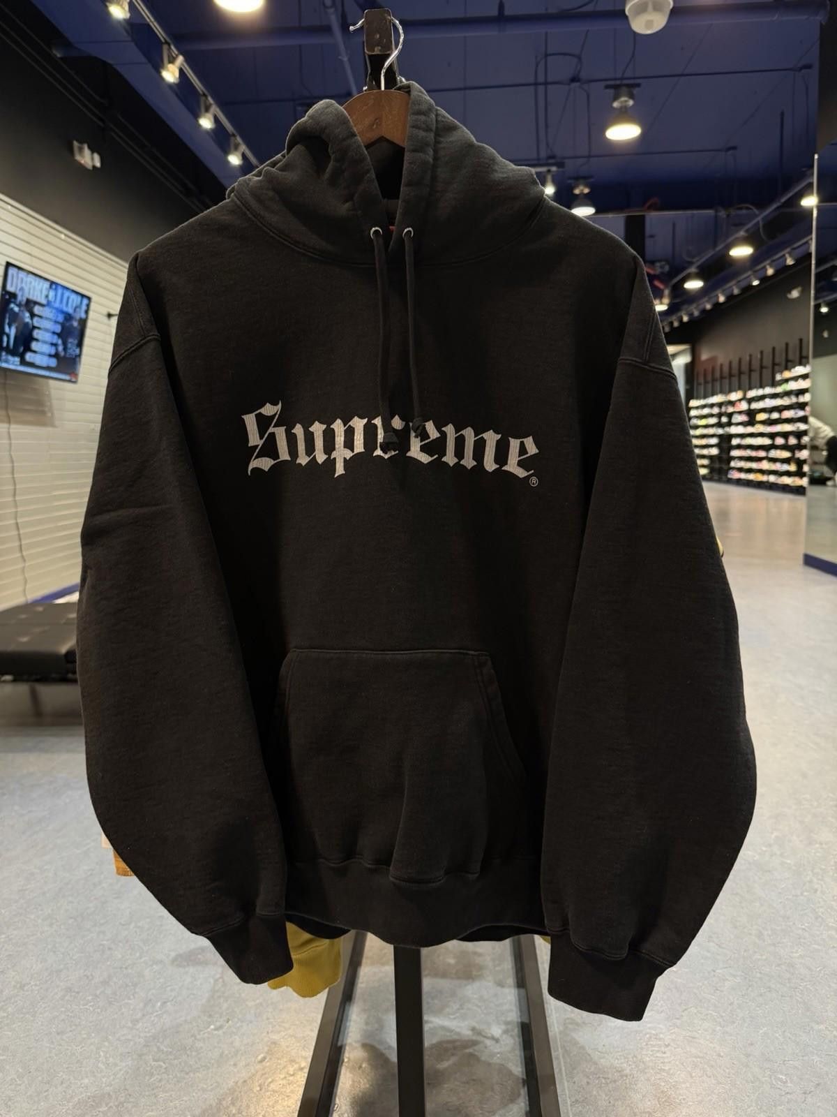 Supreme Supreme Washed Old English Hooded Sweatshirt BLACK LARGE Size US L / EU 52-54 / 3 - 2 Thumbnail