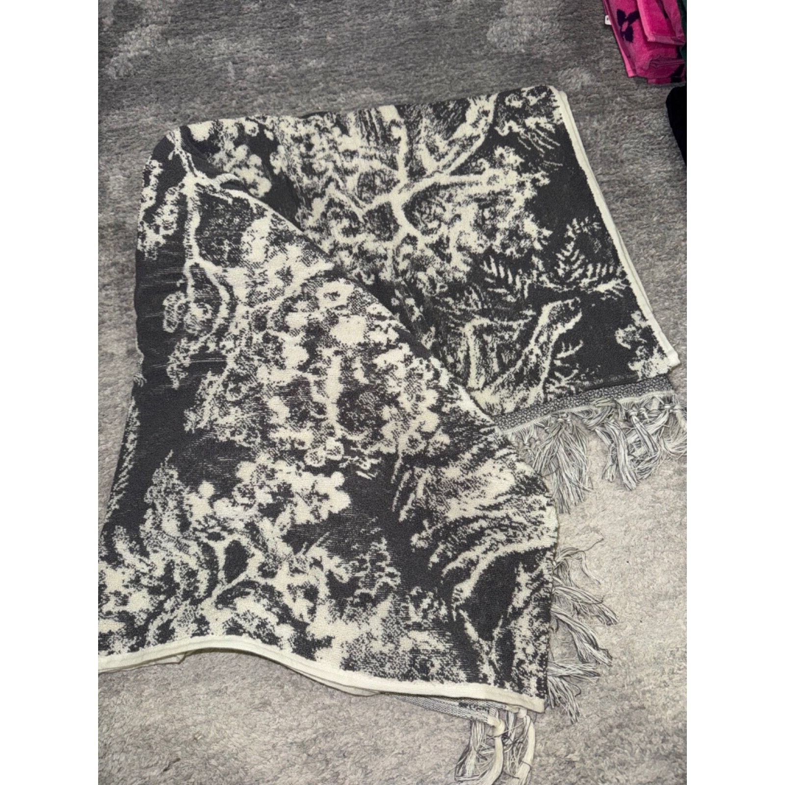 Dior Christian Dior Toile De Jouy Reverse Tassel Bath Beach Towel Size ONE SIZE - 6 Thumbnail