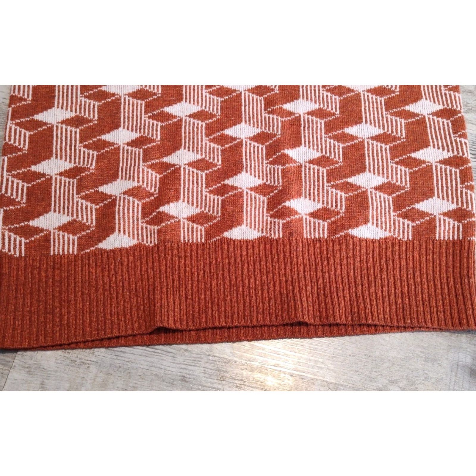 Levi's VINTAGE Levi's Wool Geometric Mens Mock Neck Sweater Regular Medium Orange Casual Winter Fall Spring Size US M / EU 48-50 / 2 - 7 Thumbnail