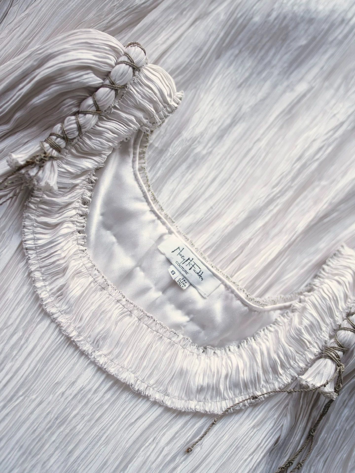 Mary McFadden Mary McFadden Couture White Pleated Tie Lined Dress US8 Size M / US 6-8 / IT 42-44 - 5 Thumbnail