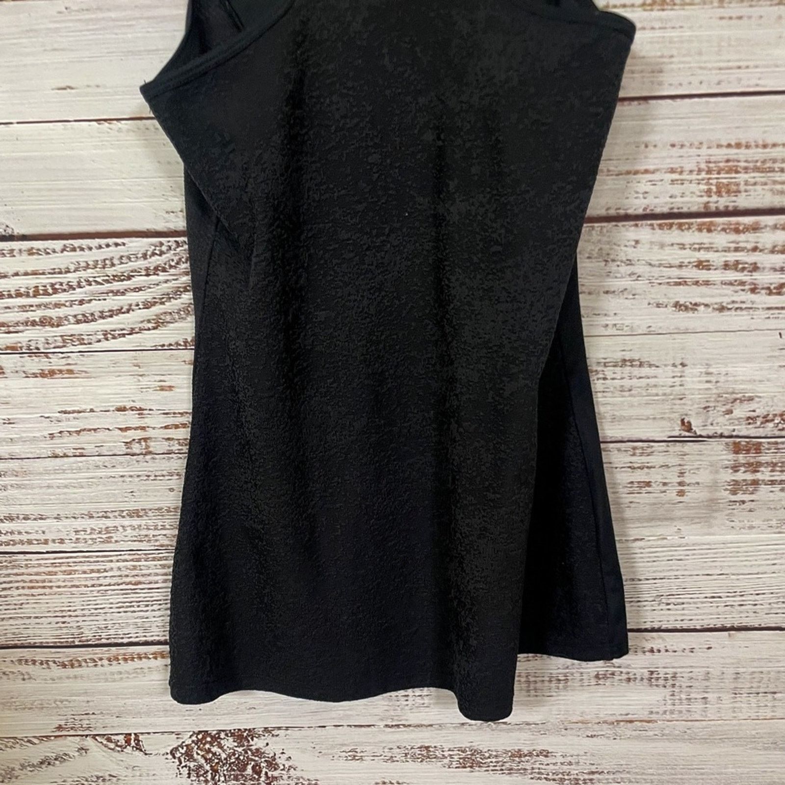 Gymshark Gymshark Black Racerback Training Tank, EUC, Size XS Size XS / US 0-2 / IT 36-38 - 7 Thumbnail
