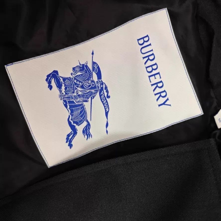 Burberry Burberry Black Single-Breasted Snap-Belted Trench 50 Size US M / EU 48-50 / 2 - 2 Thumbnail