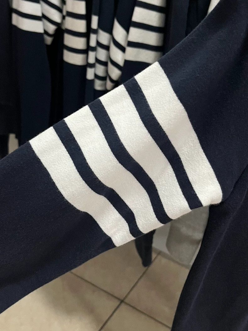 Thom Browne thom browneClassic four-striped blue sweatshirt 2503-Nextar Size US S / EU 44-46 / 1 - 5 Thumbnail