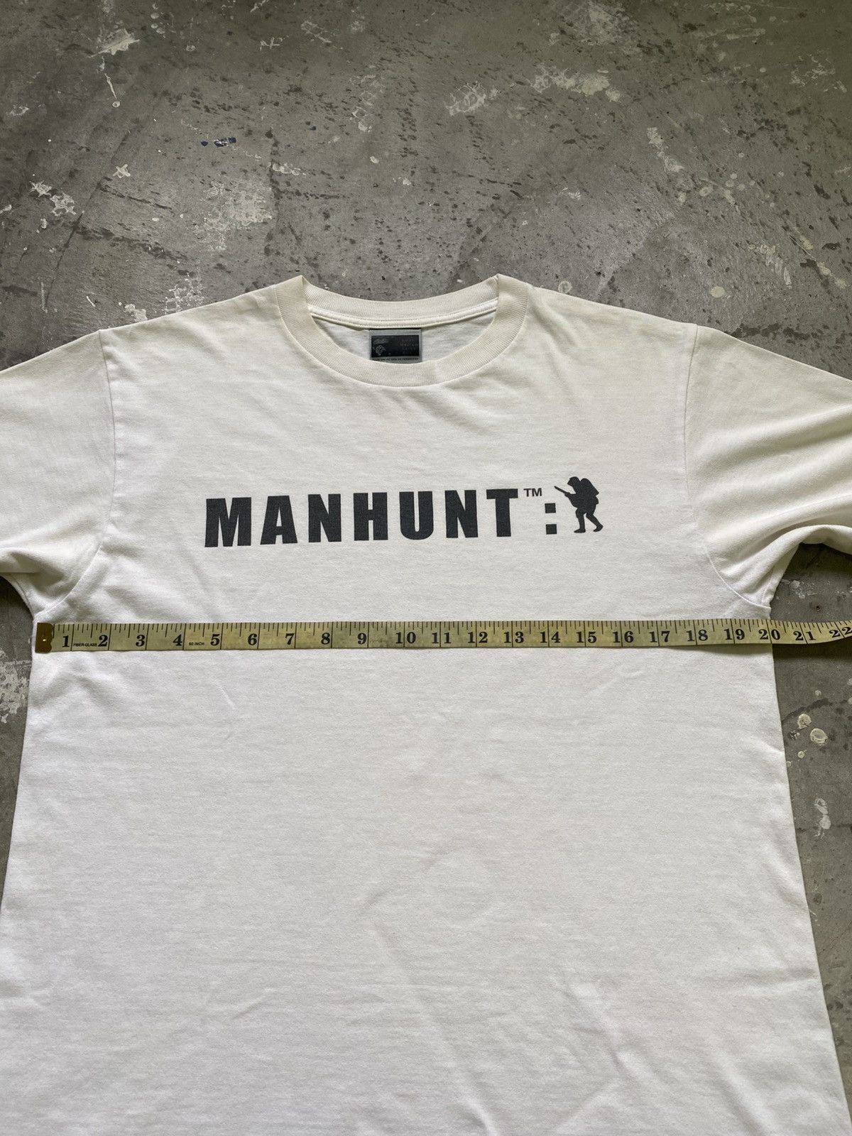 Bape Vintage BAPE Manhunt A Bathing Ape Tee Nigo Era Size US M / EU 48-50 / 2 - 13 Thumbnail