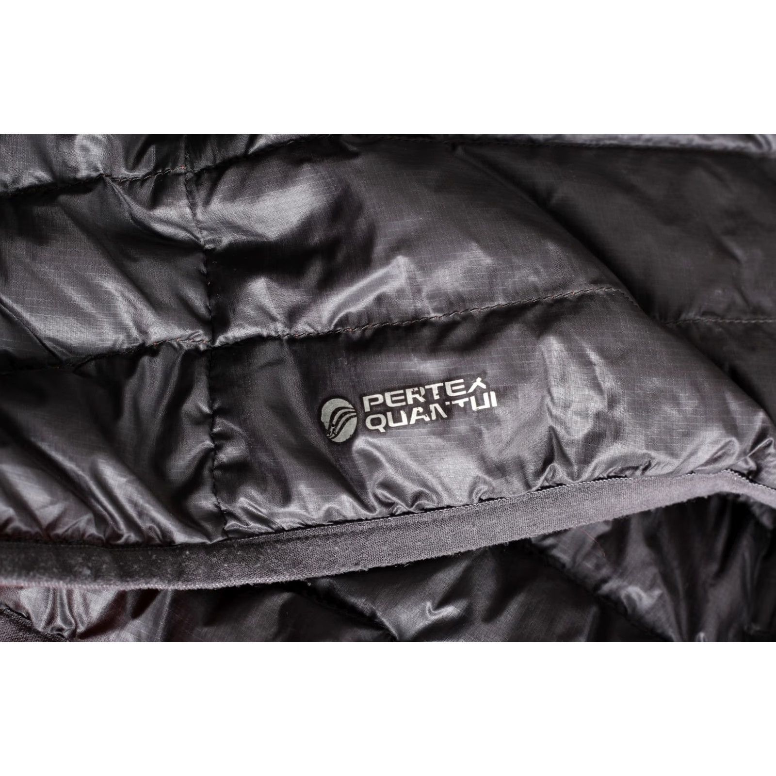 Vintage Haglöfs ESSENS II Down Jacket Women L PERTEX QUANTUM MJ6370 Grey Quilted Down Jacket Women L Grey 90s; Modern; Travel Mens/Womens Size L / US 10 / IT 46 - 6 Thumbnail