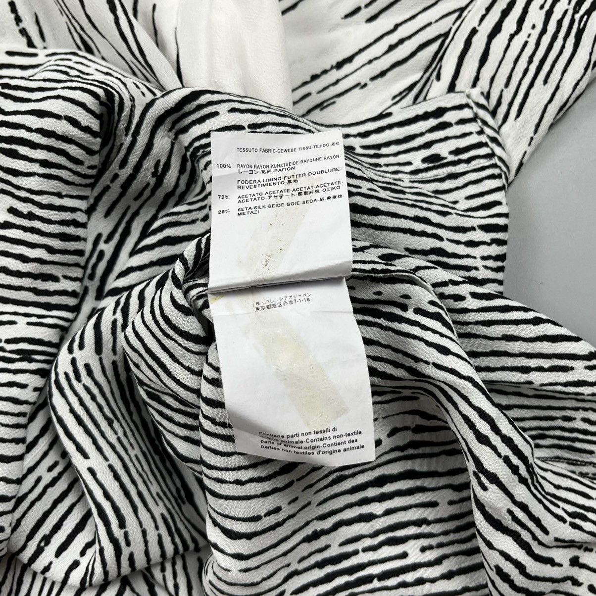 Balenciaga Balenciaga - Abstract Stripe - Longsleeves Size XS / US 0-2 / IT 36-38 - 8 Thumbnail