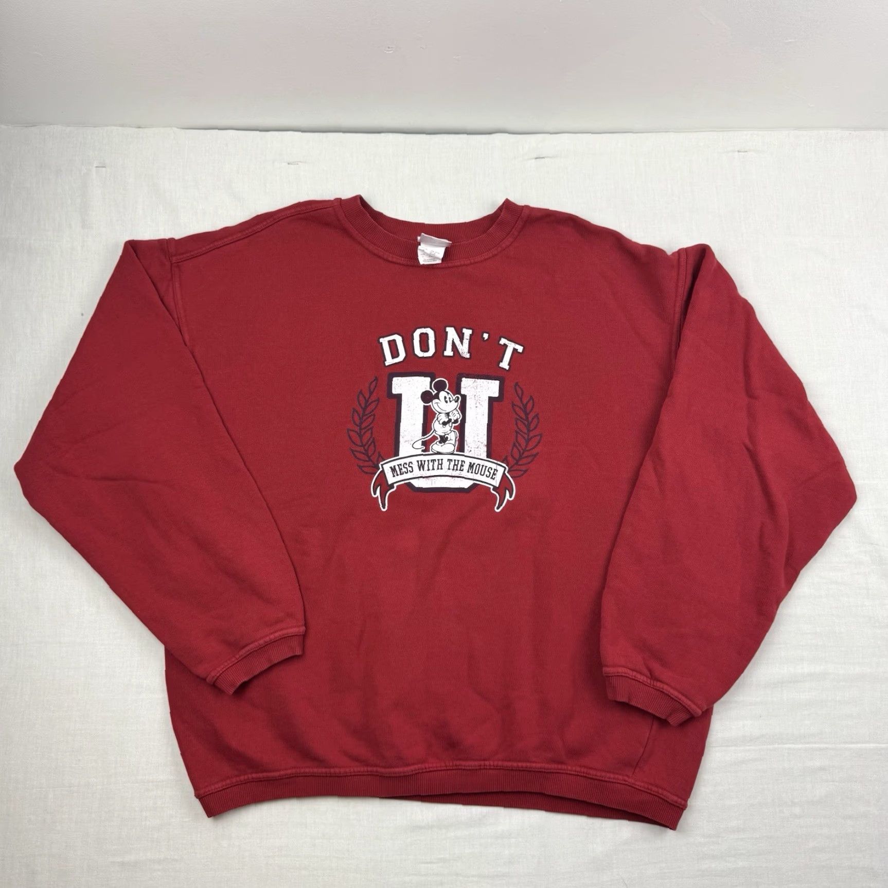 Disney VINTAGE Disney Mickey Mouse Sweatshirt Men L Red Crew Neck 90s Y2K Cartoon USA Streetwear Size US L / EU 52-54 / 3 - 2 Thumbnail