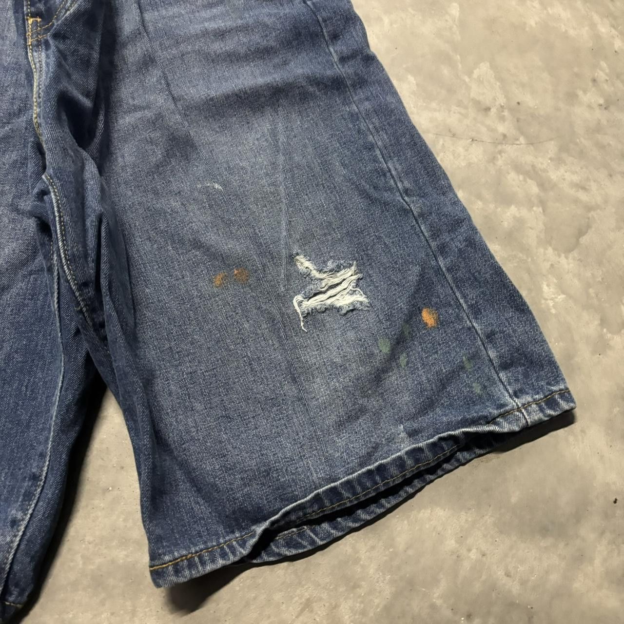 Levi's × Vintage Crazy Vintage Y2K/2000s Baggy Levis 569 Distressed Skater Jean Shorts Jorts! Size US 38 / EU 54 - 4 Thumbnail