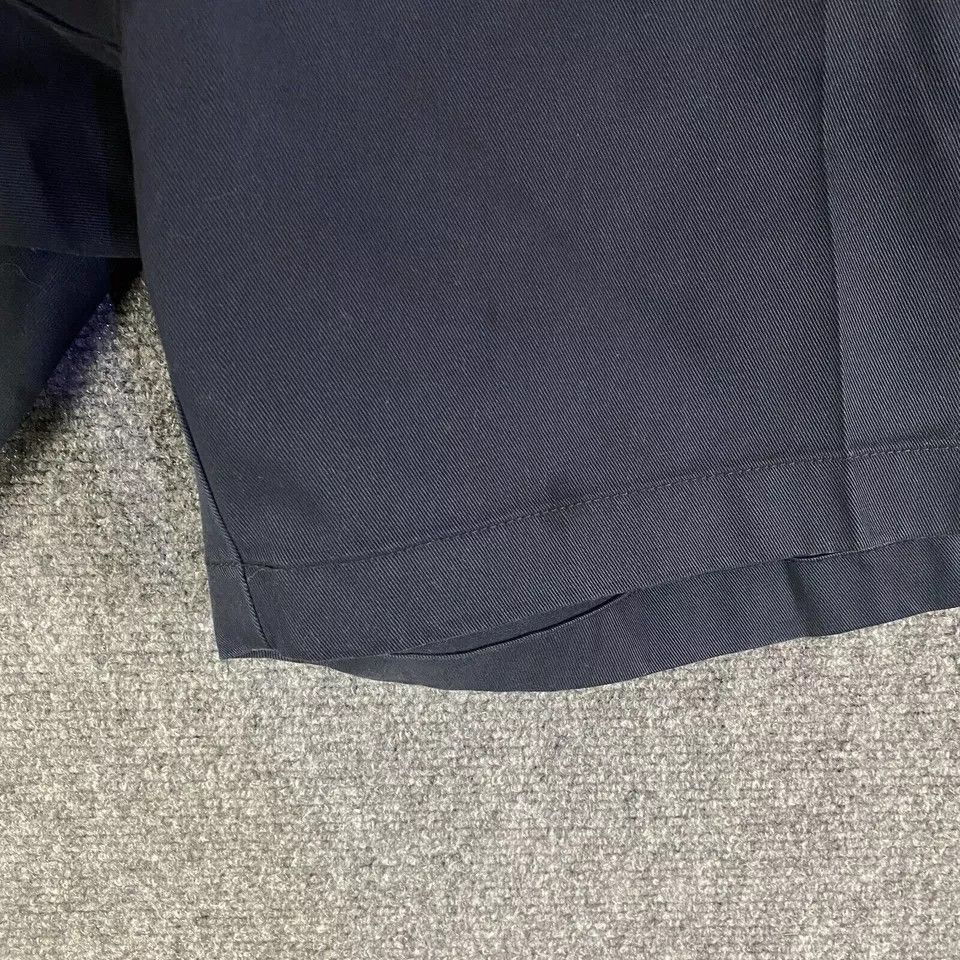 L.L. Bean LL Bean Shorts Men's Size 40 Chino Navy Blue Comfort Waist Size US 40 / EU 56 - 4 Thumbnail