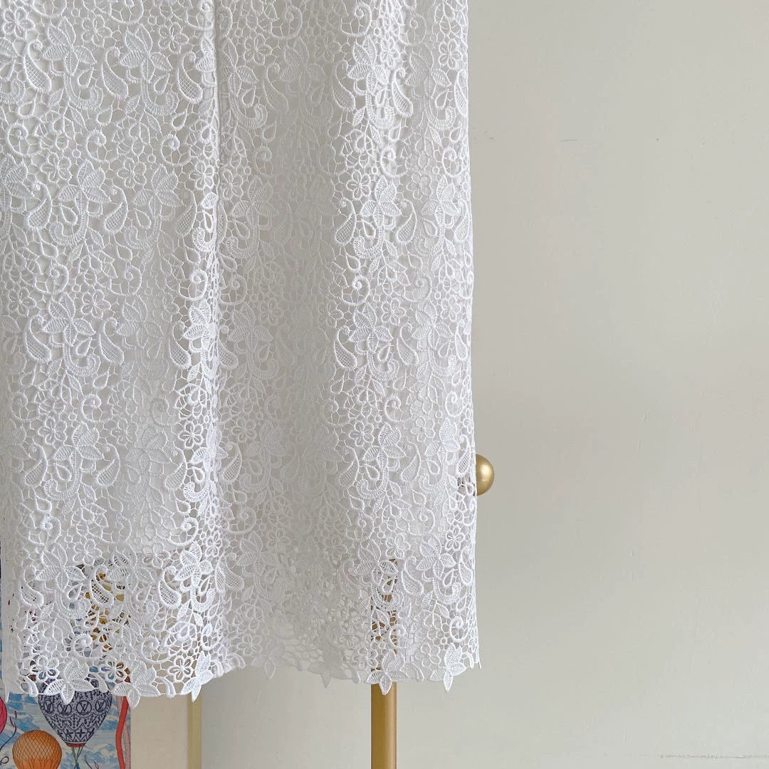 Ermanno Scervino ERMANNO SCERVINO white lace dress size 40 Size S / US 4 / IT 40 - 6 Thumbnail