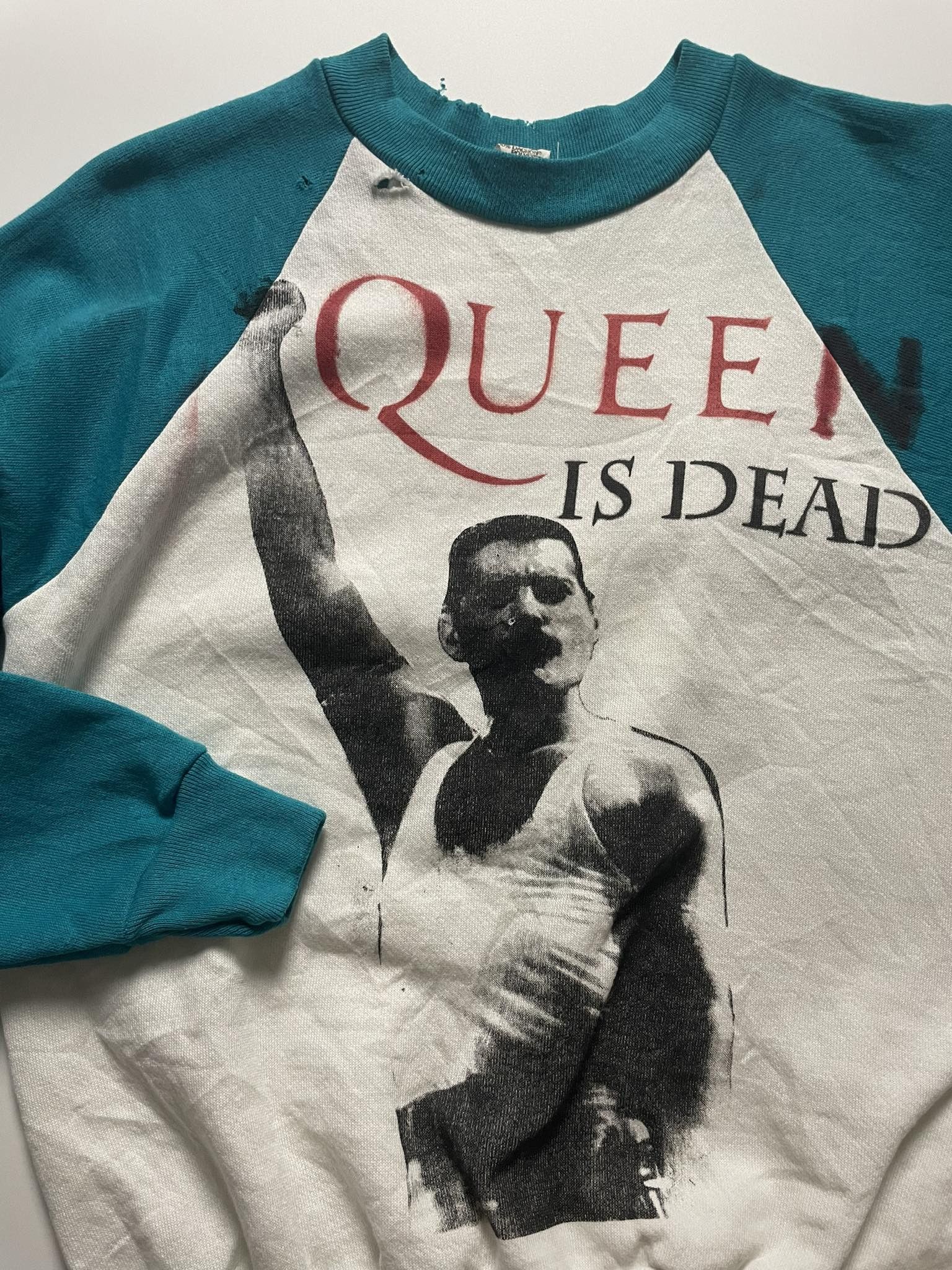 Vintage Queen Band Sweatshirt