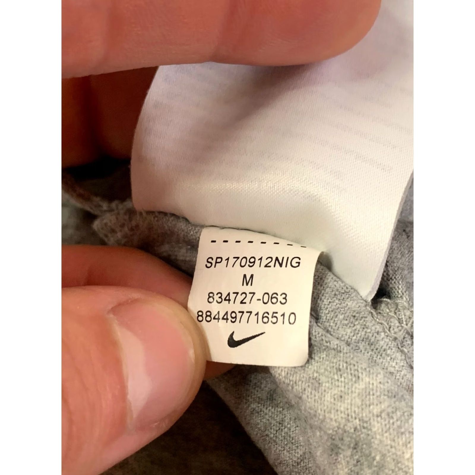 Nike NIKE ORIGINAL 2017 MEN SHIRT T-SHIRT TEE JERSEY SIZE M MEDIUM 834727-063 Gray and Black Casual Nike Shirt Mens Size US M / EU 48-50 / 2 - 6 Thumbnail