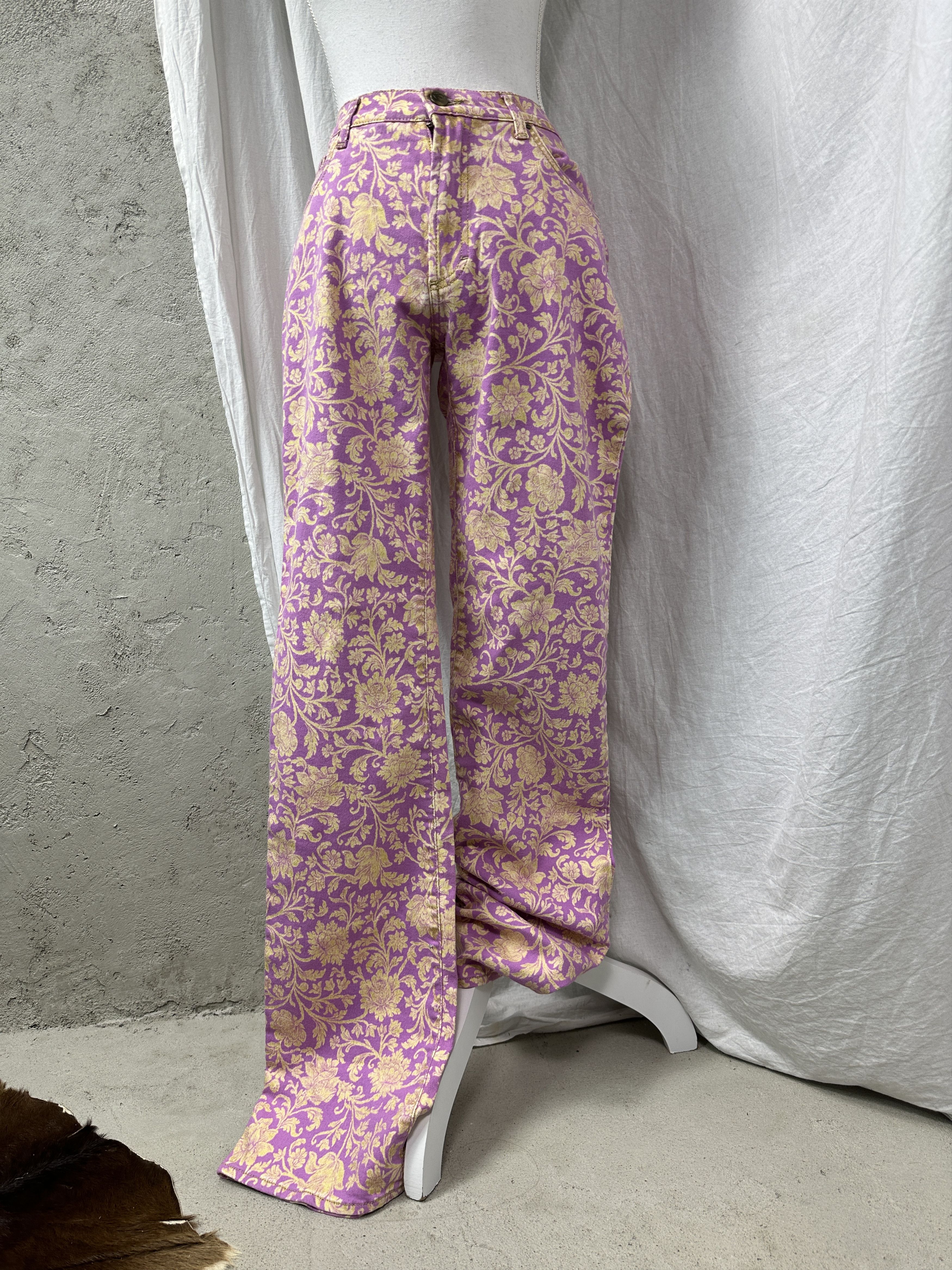 Roberto Cavalli Vintage Preppy Fullrpint Flowers Roberto Cavalli Pants 00s Size 25" / US 0 / IT 36 - 1 Thumbnail