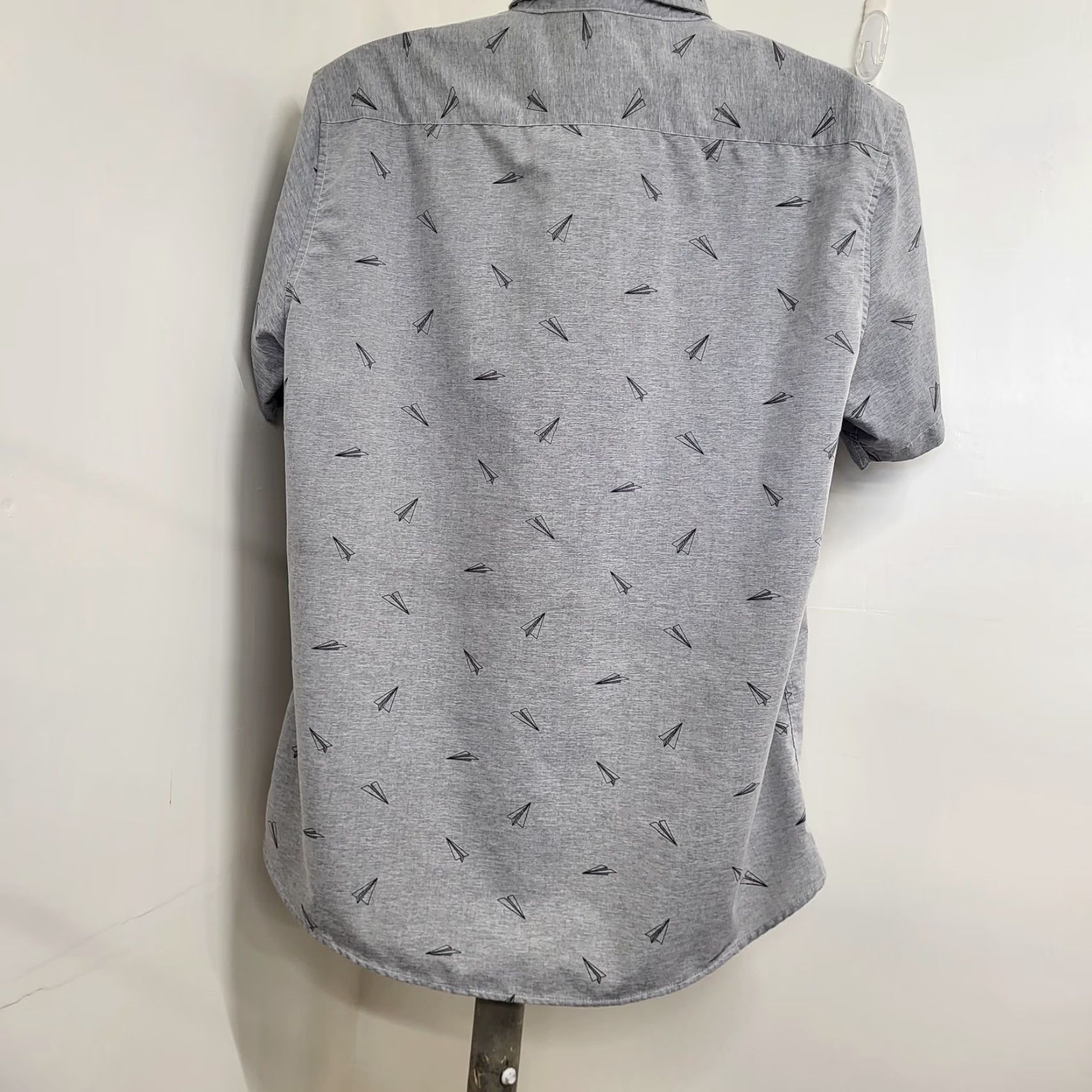 Vintage Molokai Surf Shirt XL Gray Paper Planes Print Button-Up Short Sleeve Mens Size US XL / EU 56 / 4 - 5 Thumbnail