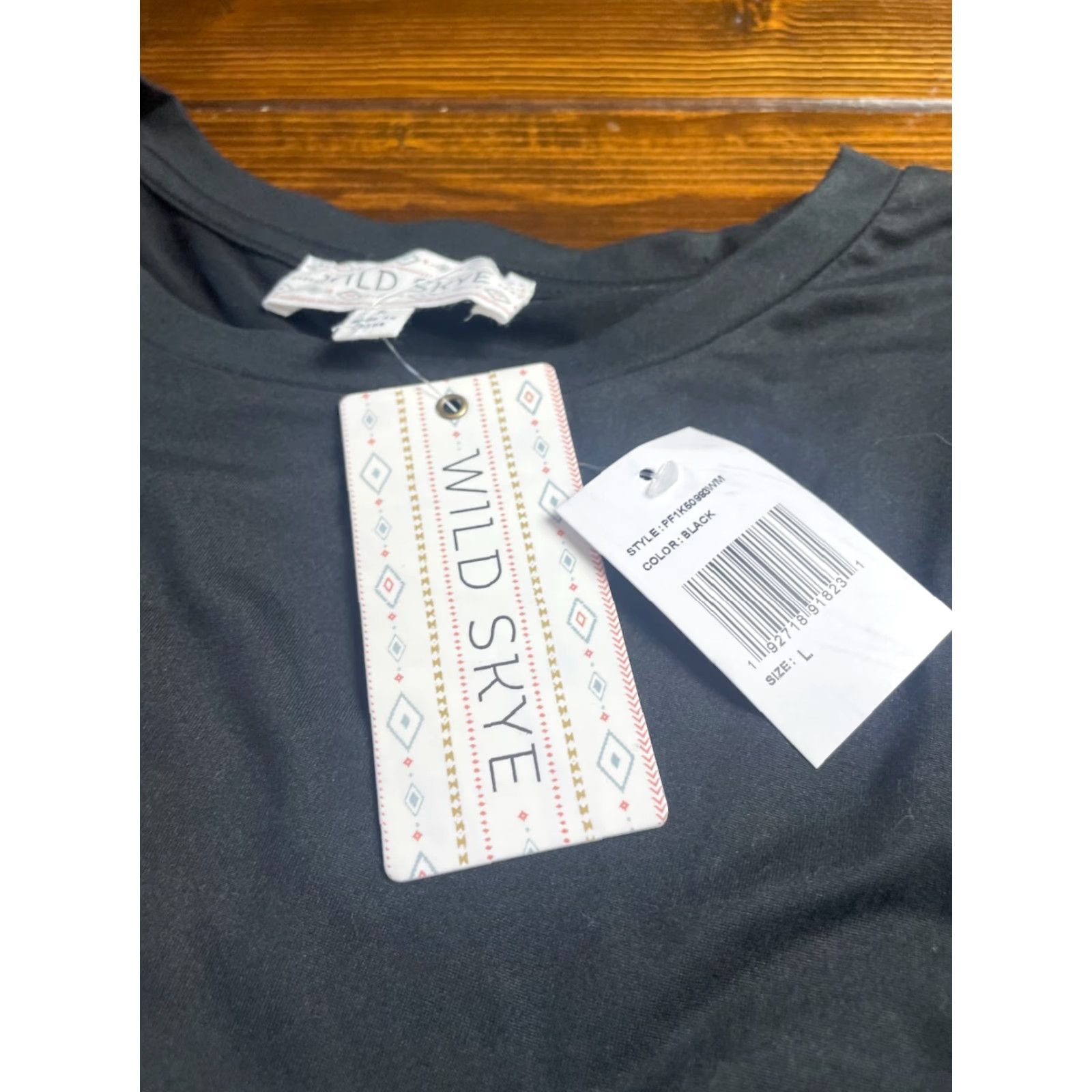 Vintage Wild Skye Tunic Womens Shirt Adult Large Black Short Sleeve Crew-neck Pullover Tee New Size L / US 10 / IT 46 - 5 Thumbnail
