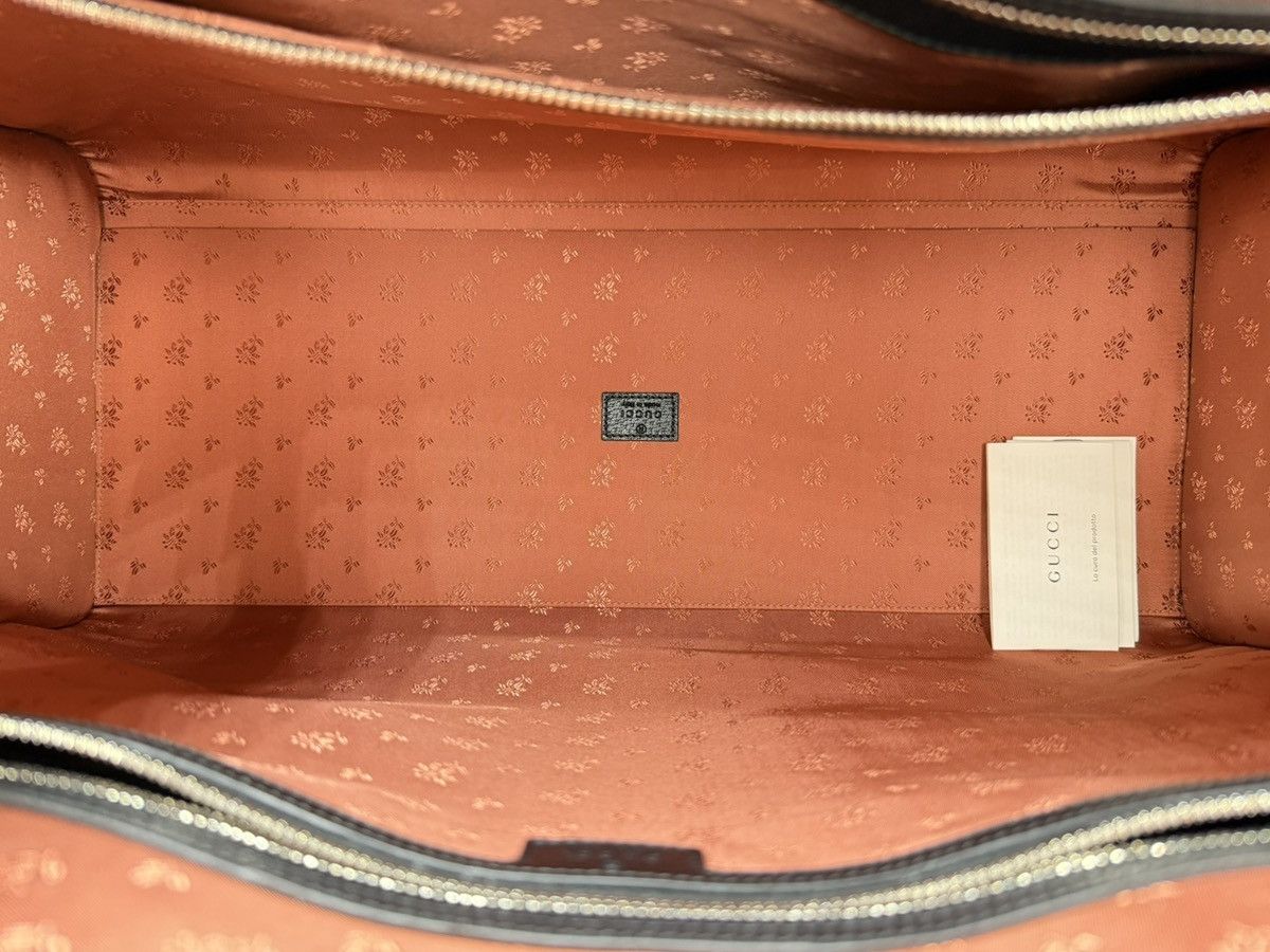 Gucci NWT LIMITED EDITION SOLD OUT! GUCCI INTERLOCKING LG DUFFLE Size ONE SIZE - 10 Thumbnail