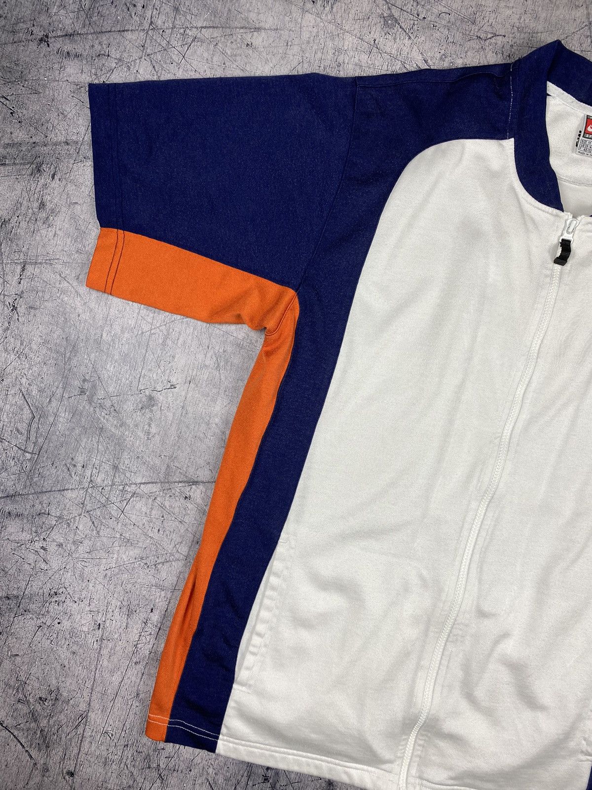 Nike × Vintage Vintage Nike NBA Big Logo Zip Tee T Shirts Size US M / EU 48-50 / 2 - 3 Thumbnail