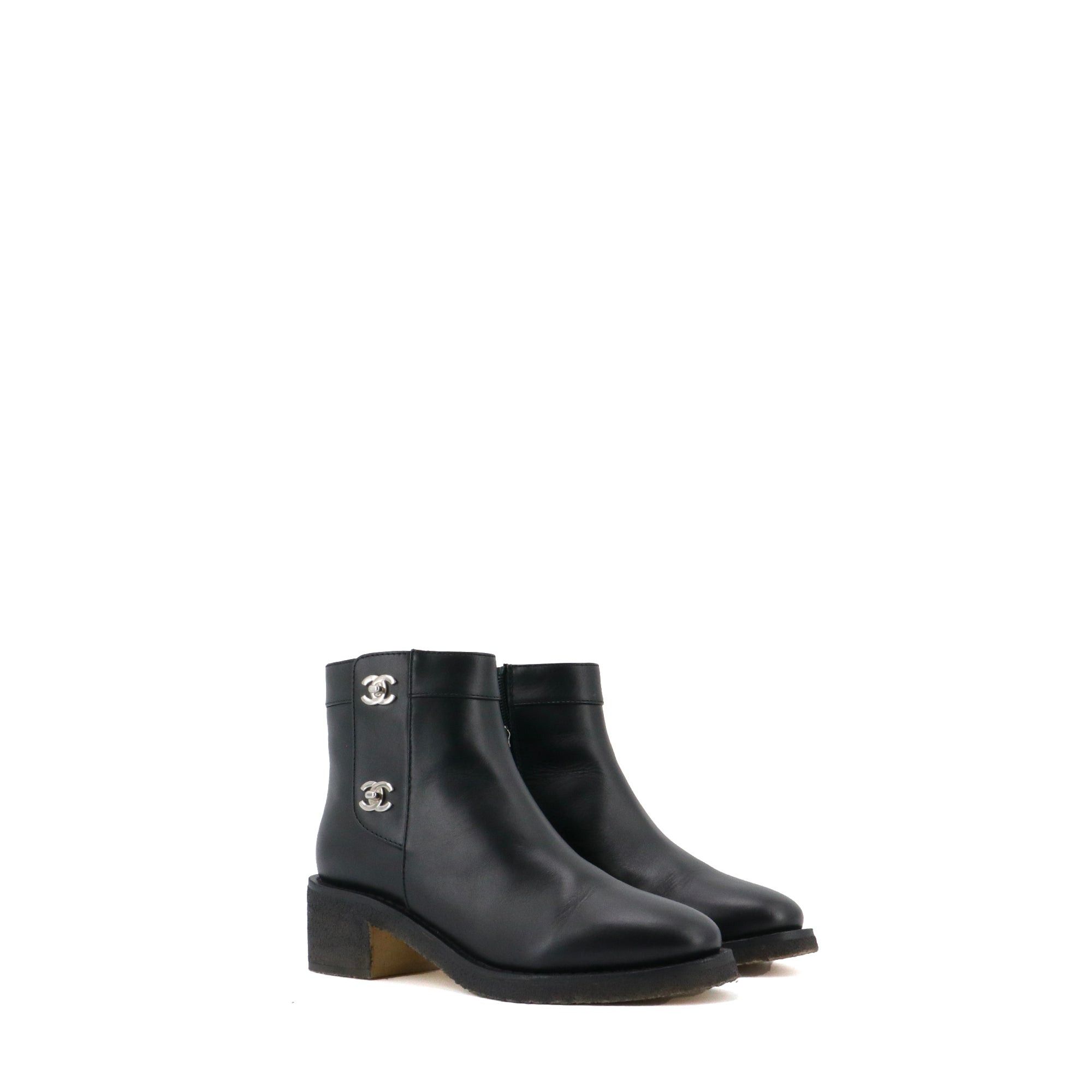 Chanel CHANEL - Chanel CC ankle boots in black leather (T37) Size US 6 / IT 36 - 1 Thumbnail