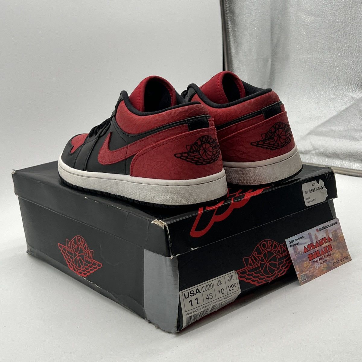 Nike Air Jordan 1 low bred Size US 11 / EU 44 - 4 Thumbnail