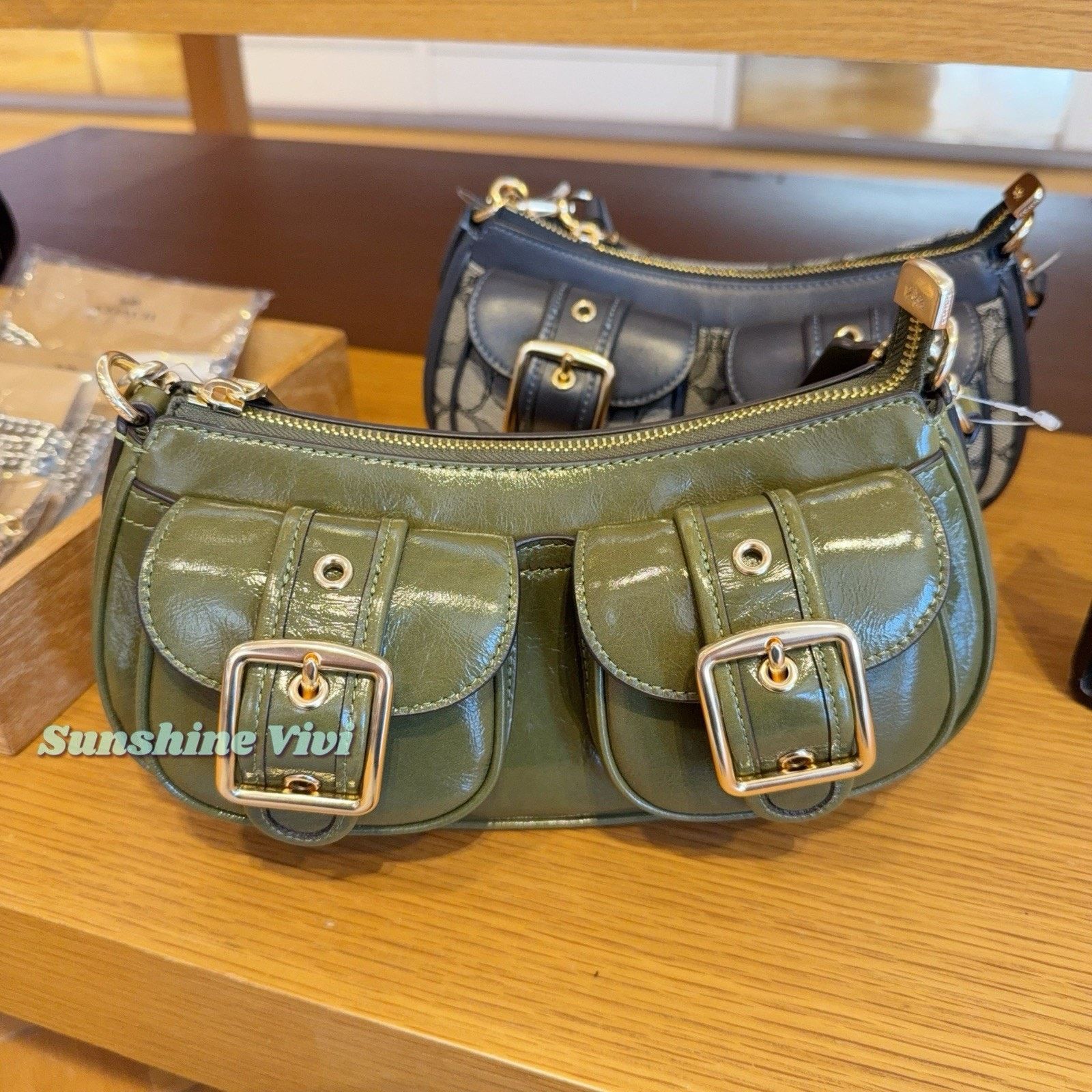 Coach NWT COACH Ashton Shoulder Bag CBJ01 Gold Olive leather Size ONE SIZE - 2 Thumbnail