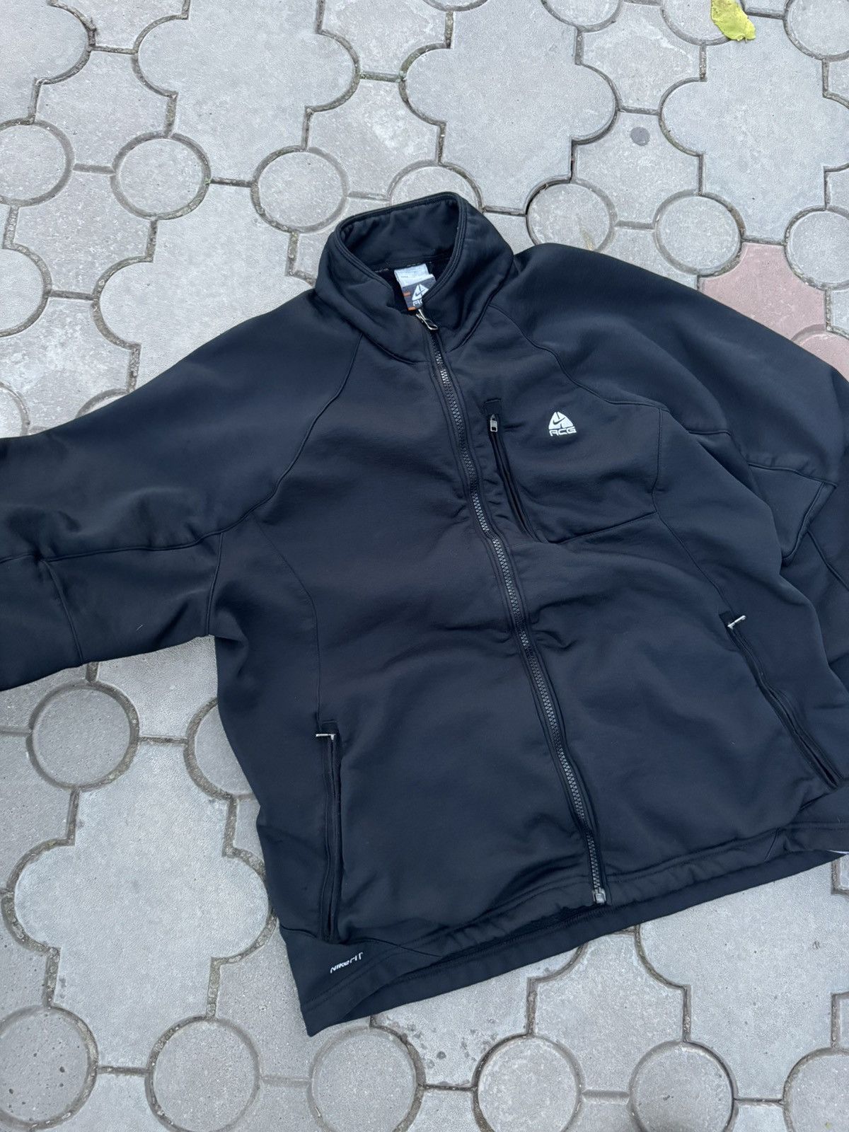 Nike × Nike ACG Vintage Nike ACG Waterproof Soft Shell Jacket Size US L / EU 52-54 / 3 - 3 Thumbnail