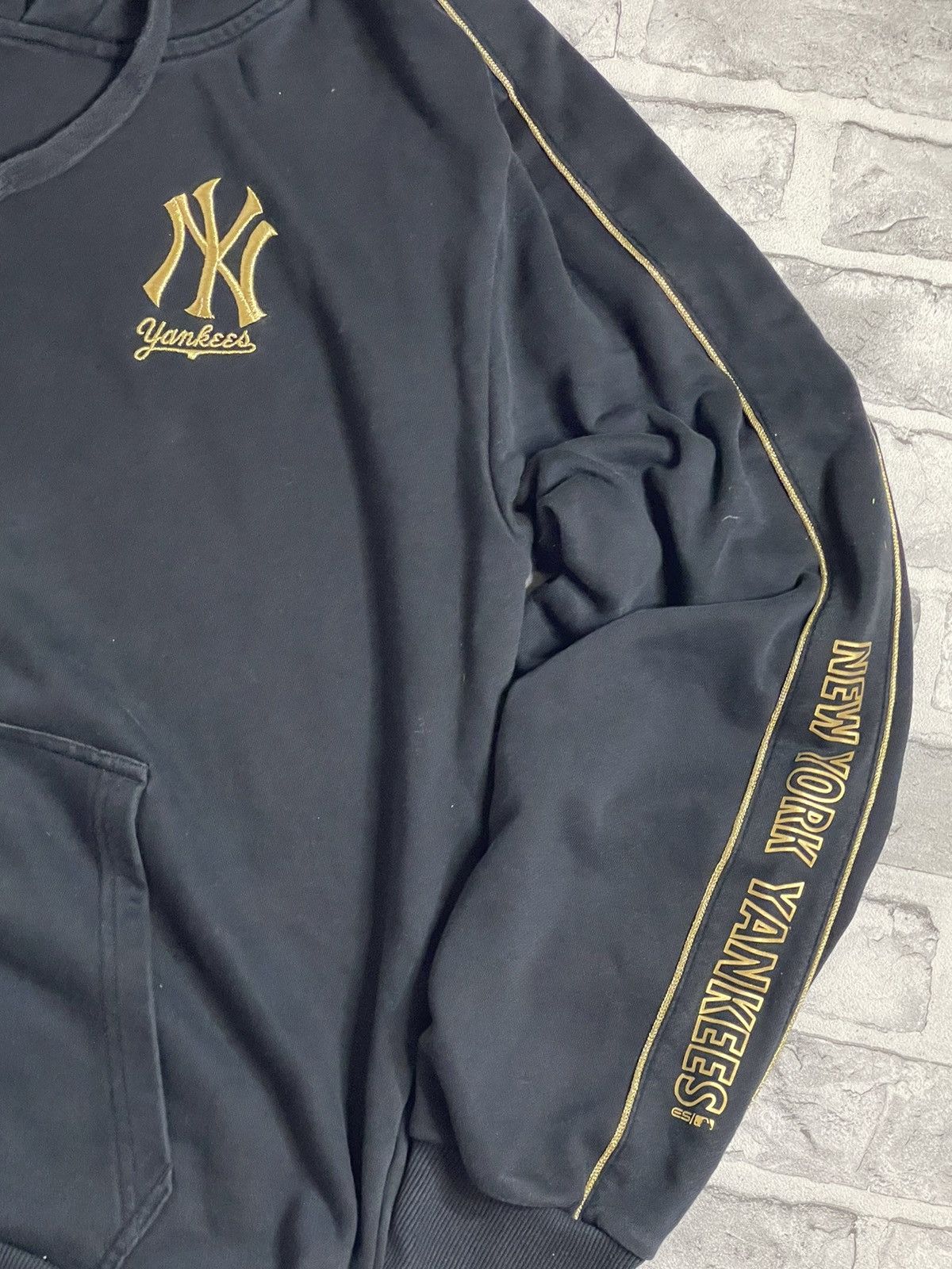 MLB × New York Yankees MLB New York Yankee Hoodies Jacket Zipper Big Logo Striped Size US XXL / EU 58 / 5 - 2 Thumbnail