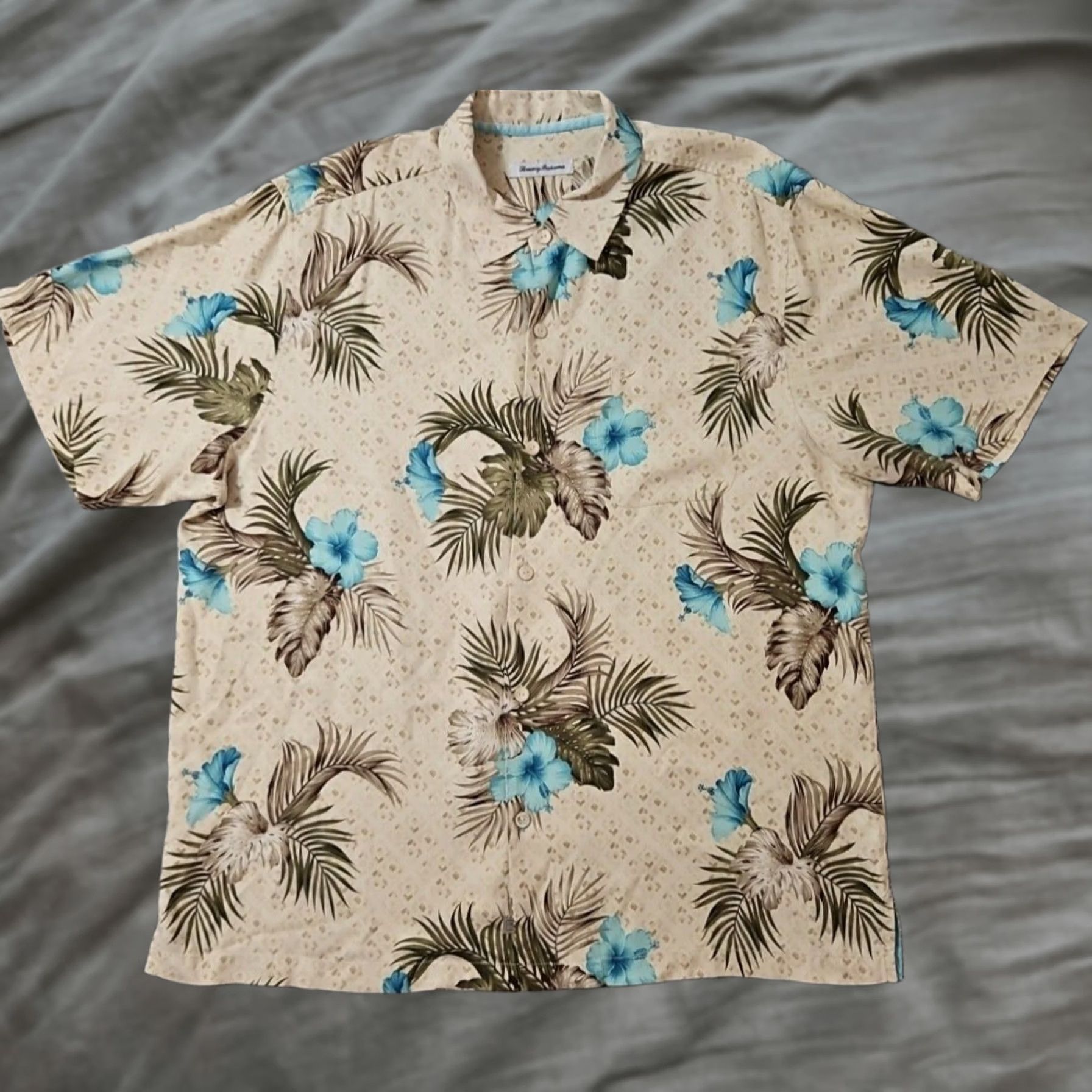 Tommy Bahama Tommy Bahama Hawaiian Shirt 100% Silk Floral Yellow Mens Size XL Size US XL / EU 56 / 4 - 1 Thumbnail