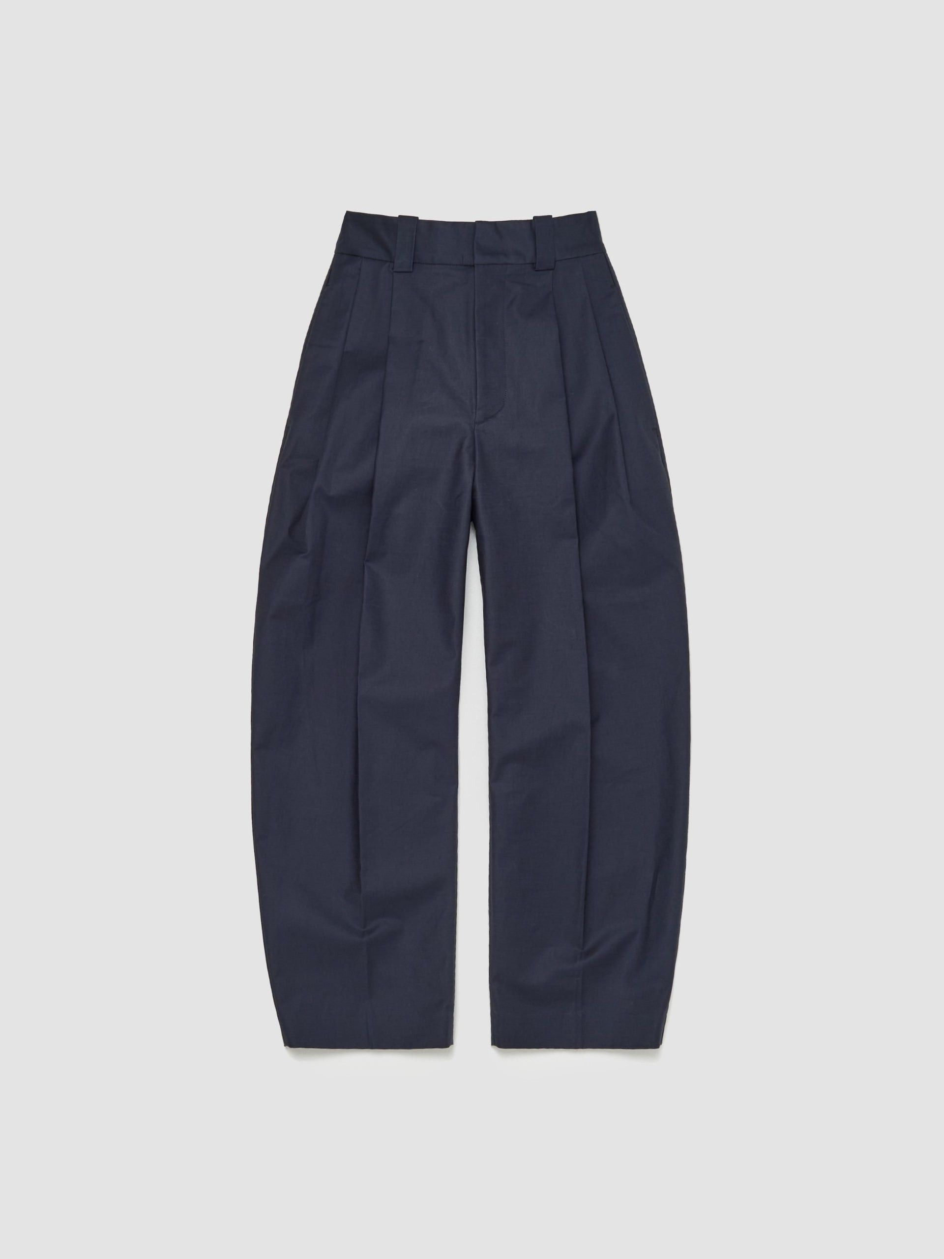 Jacquemus o1s22i1n1024 Double Pleated Pant in Navy Blue Size US 36 / EU 52 - 1 Thumbnail