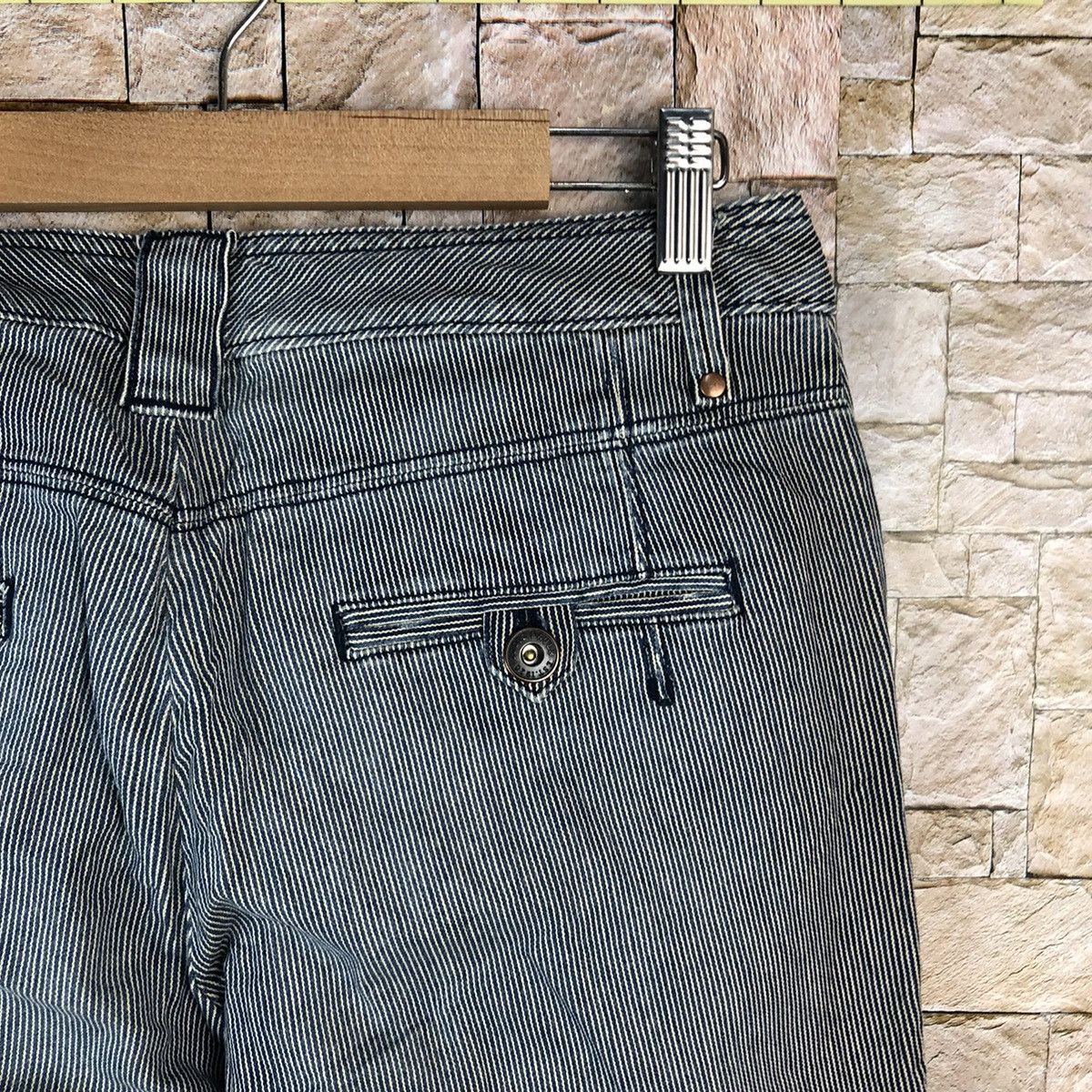 Eddie Bauer Eddie Bauer Blue Stripe Casual Pants #A1136 Size US 27 - 18 Thumbnail