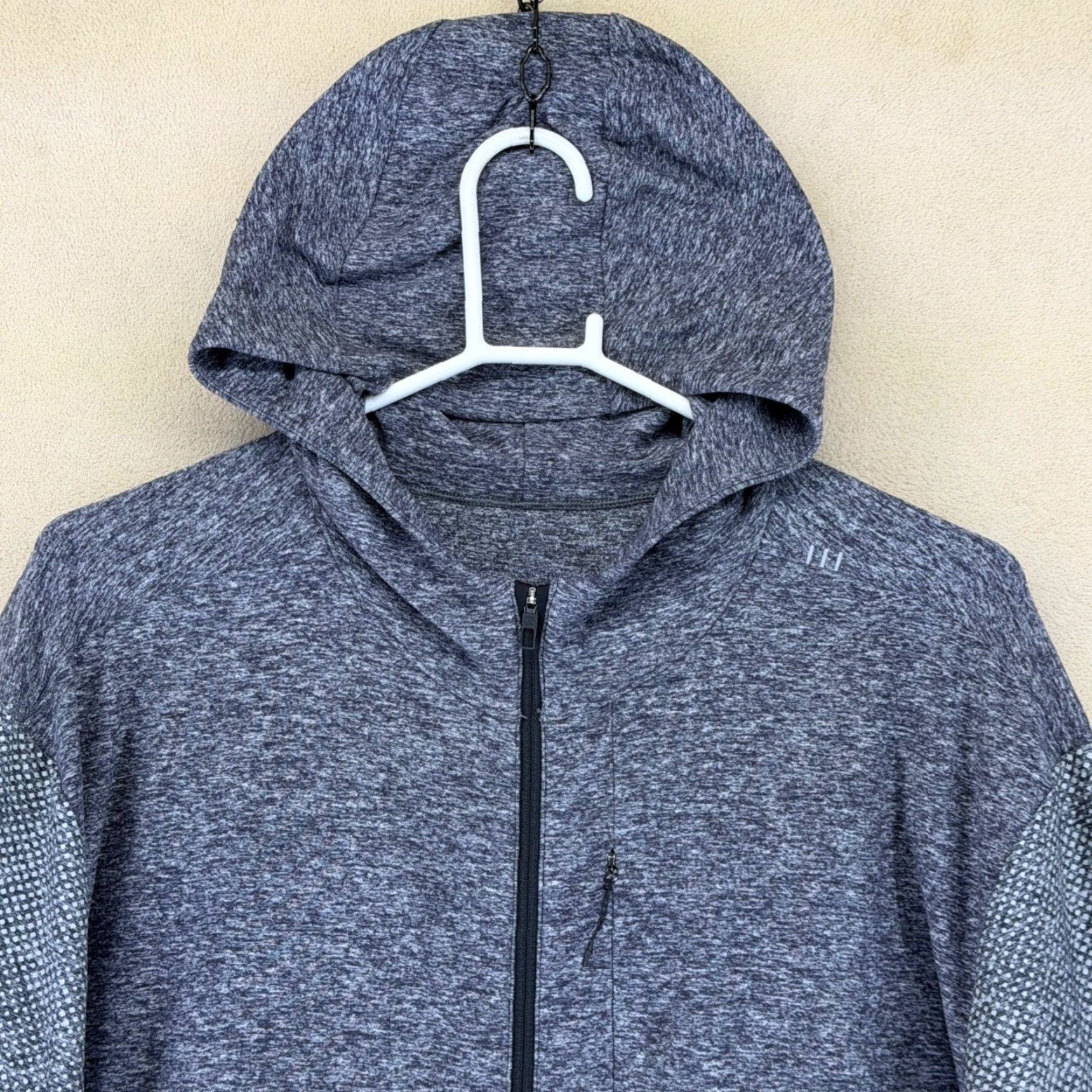 Lululemon Lululemon Mens XXL Full Zip Hooded Jacket Heathered Grey Athletic Performance Size US XXL / EU 58 / 5 - 2 Thumbnail