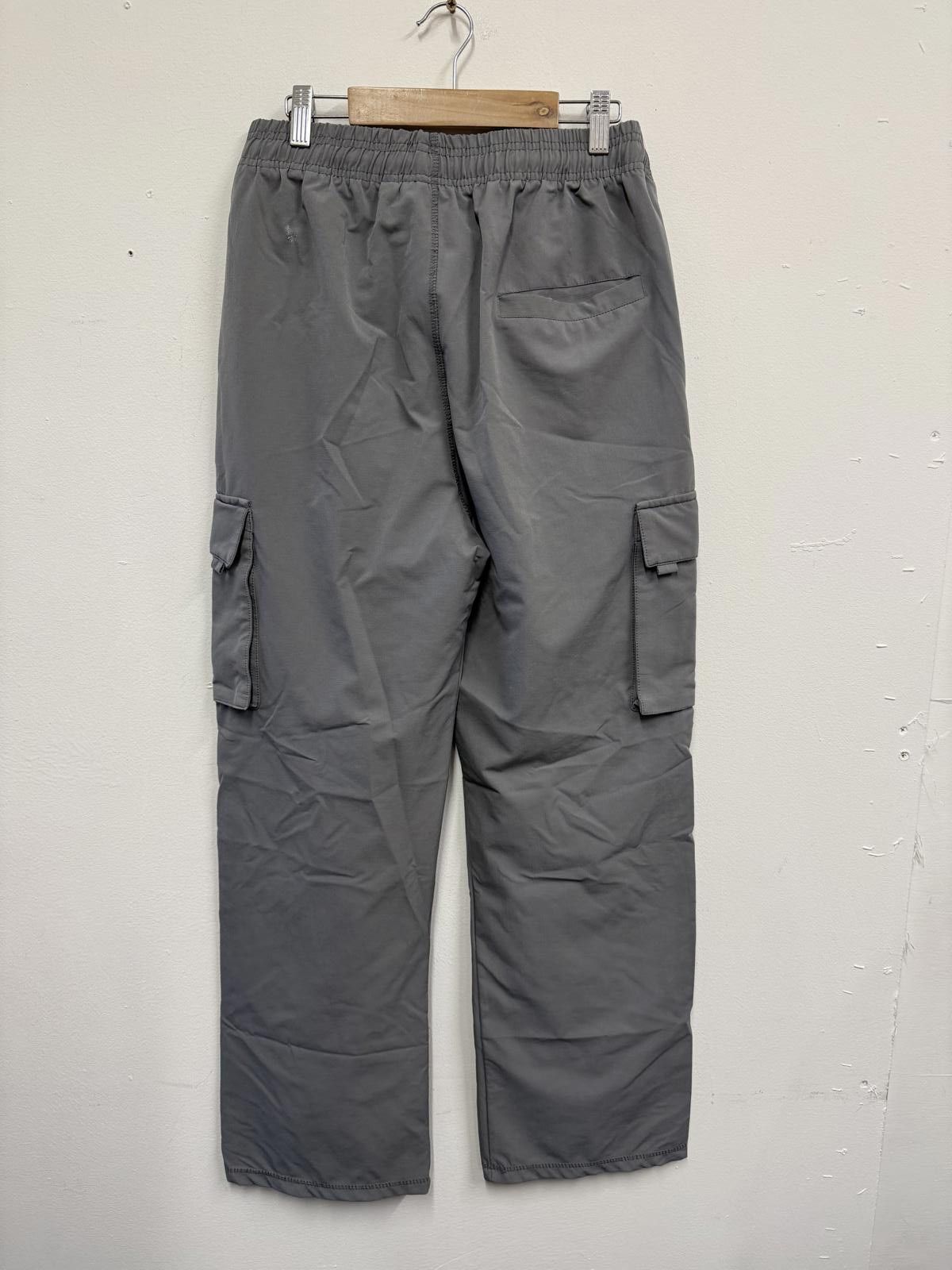 The North Face The North Face Grey Cargo Pants Size L Size US 34 / EU 50 - 4 Thumbnail