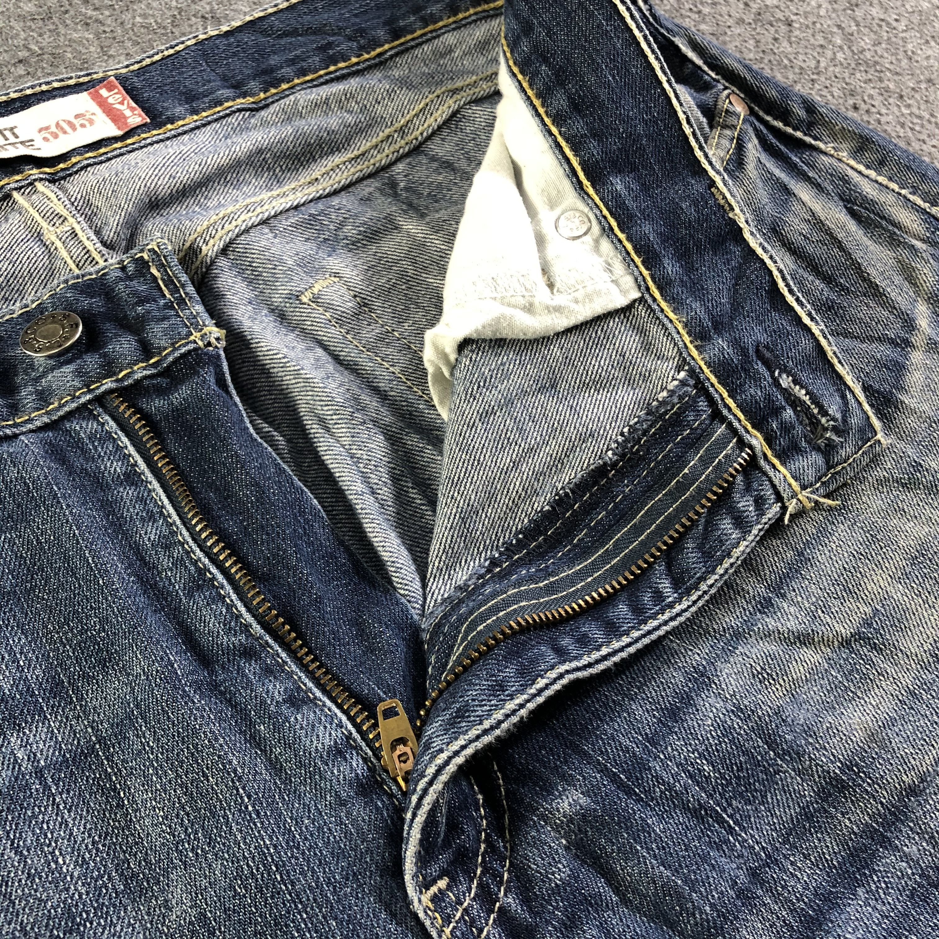 Levi's Vintage Levis 505 Jeans-J4483 Size US 33 - 8 Thumbnail
