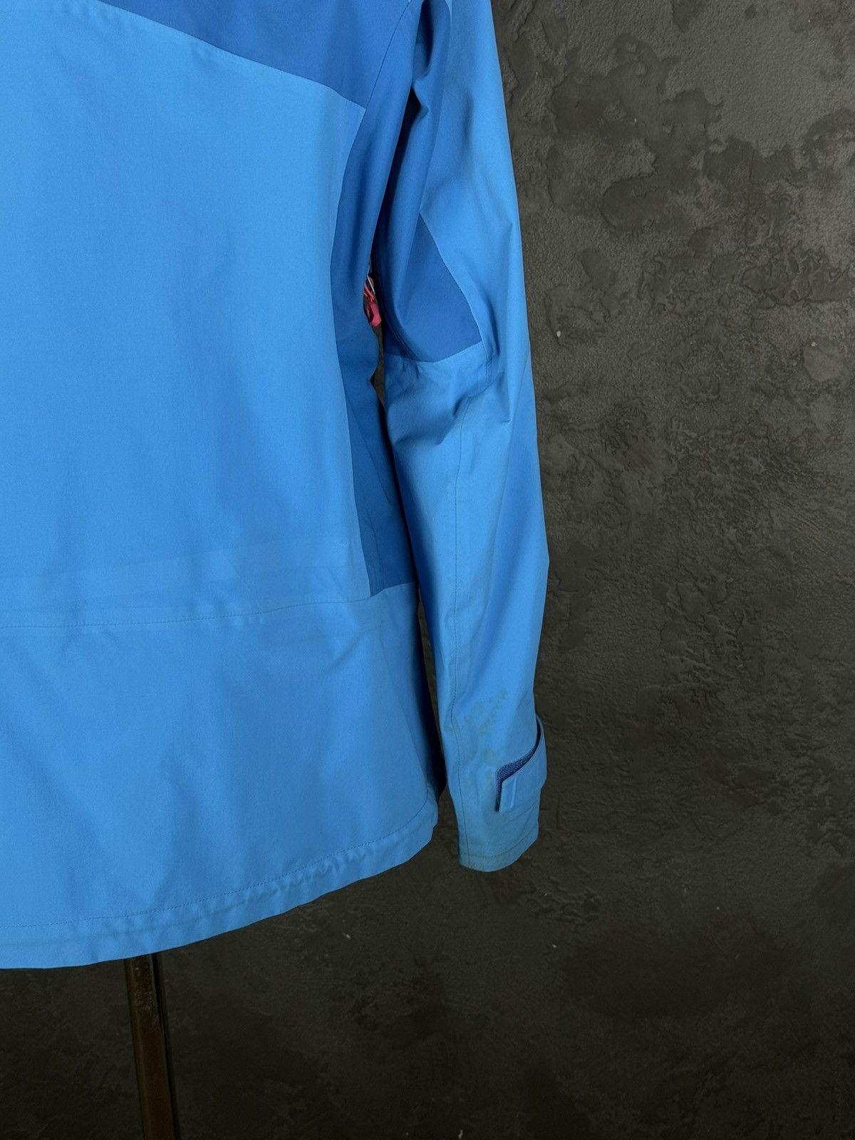 Mammut MAMMUT Eiger Extreme Mittllegi Prp HS Hooded Gore-Tex Pro Size L / US 10 / IT 46 - 16 Thumbnail