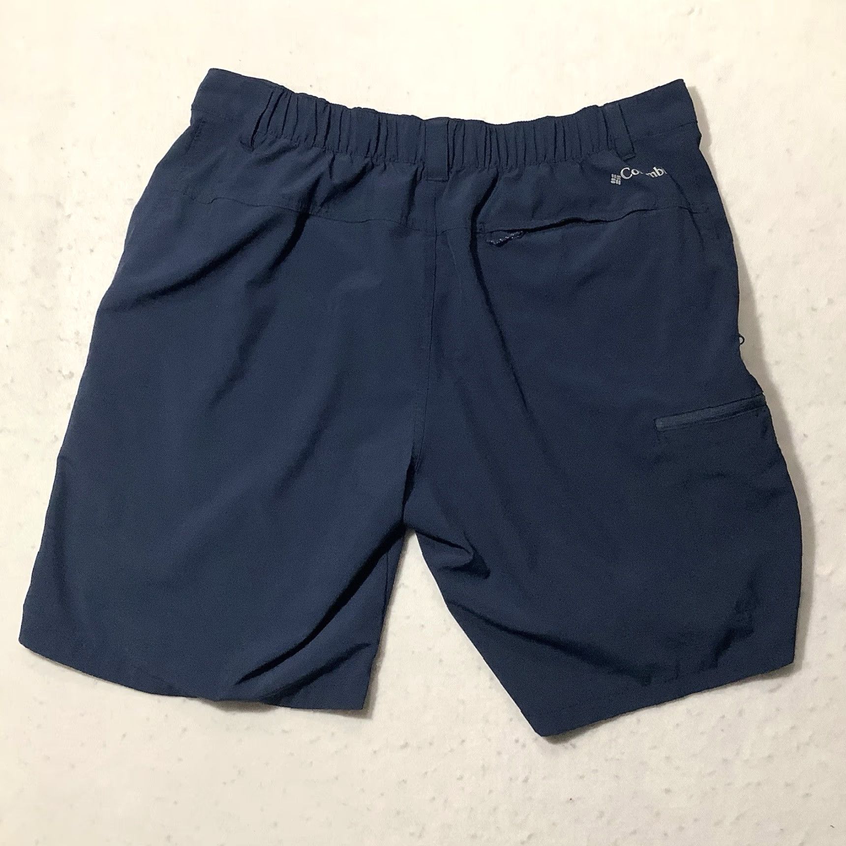 Vintage Columbia Men’s Shorts Size 38 Blue Cargo Zip Pocket Bermuda Casual Workwear Regular Inseam 9 in Polyester Spandex Logo Pocket Columbia Size US 38 / EU 54 - 6 Thumbnail