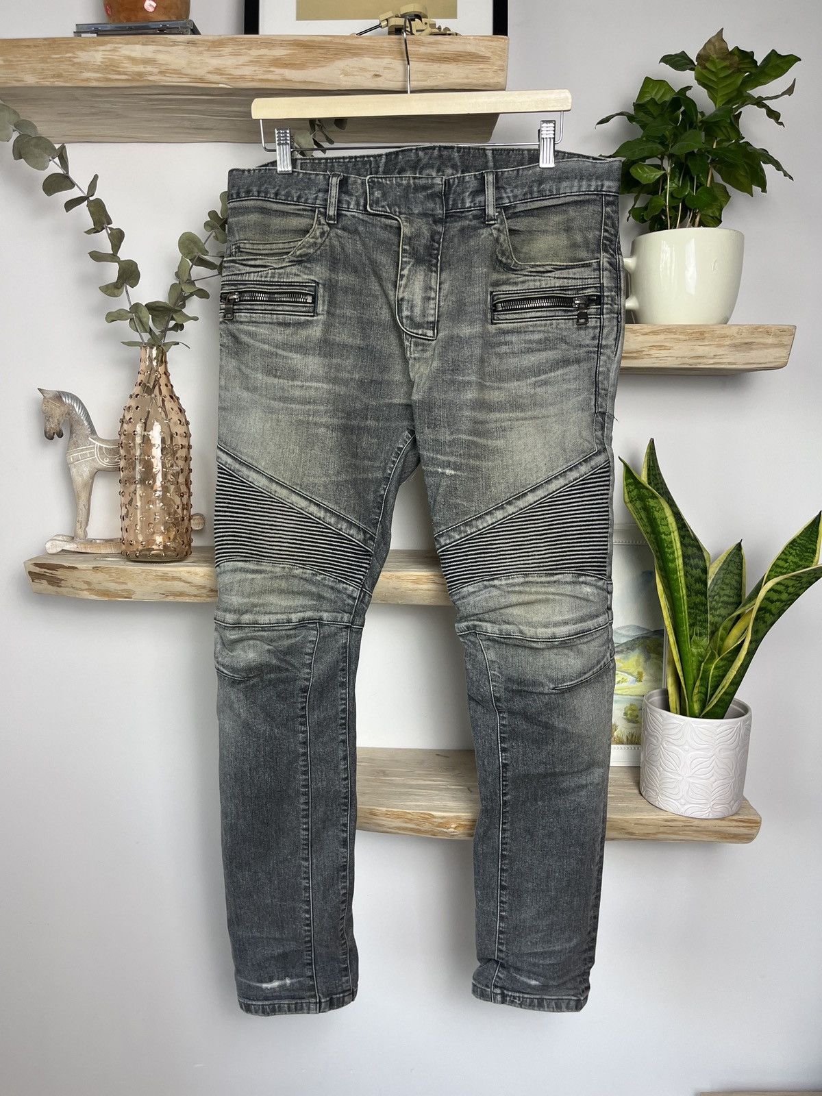 Balmain Balmain Grey mud wash Distressed Biker Denim Jeans Size US 32 / EU 48 - 1 Thumbnail
