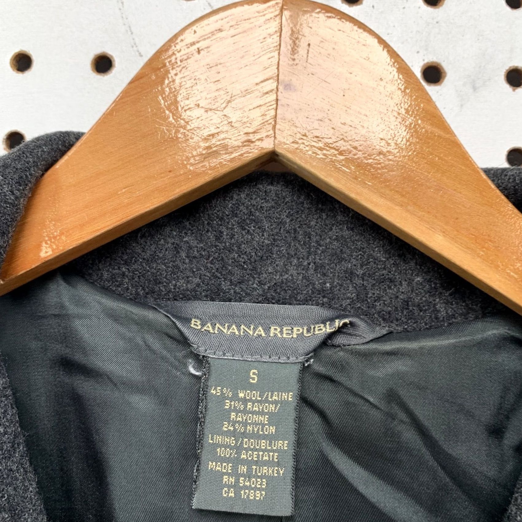 Banana Republic VINTAGE Banana Republic Wool Overcoat Womens Small Gray Hidden Button Y2K Size S / US 4 / IT 40 - 3 Thumbnail