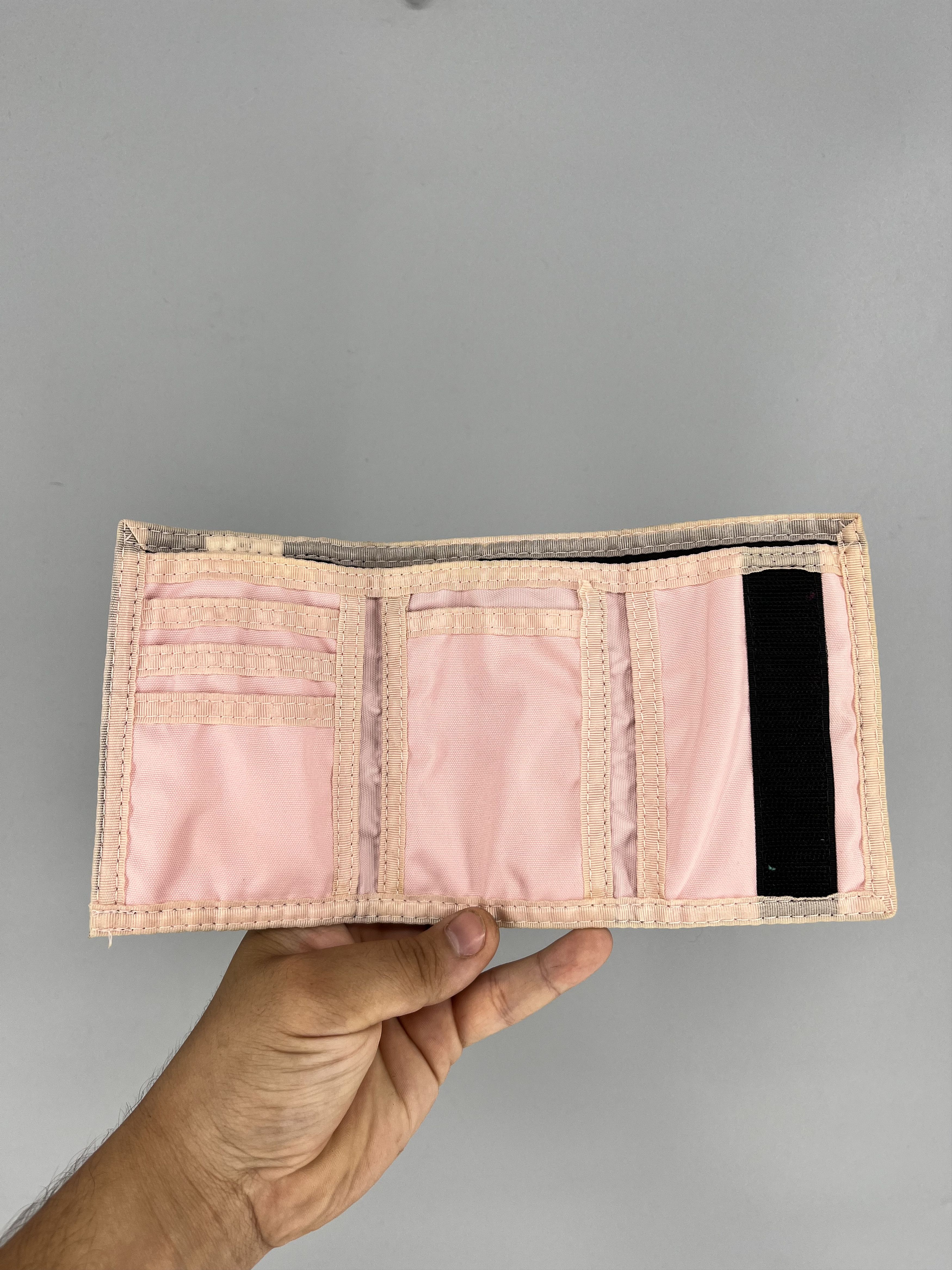 Nike Vintage 90s Nike Pink swoosh functionality wallet Size ONE SIZE - 3 Thumbnail
