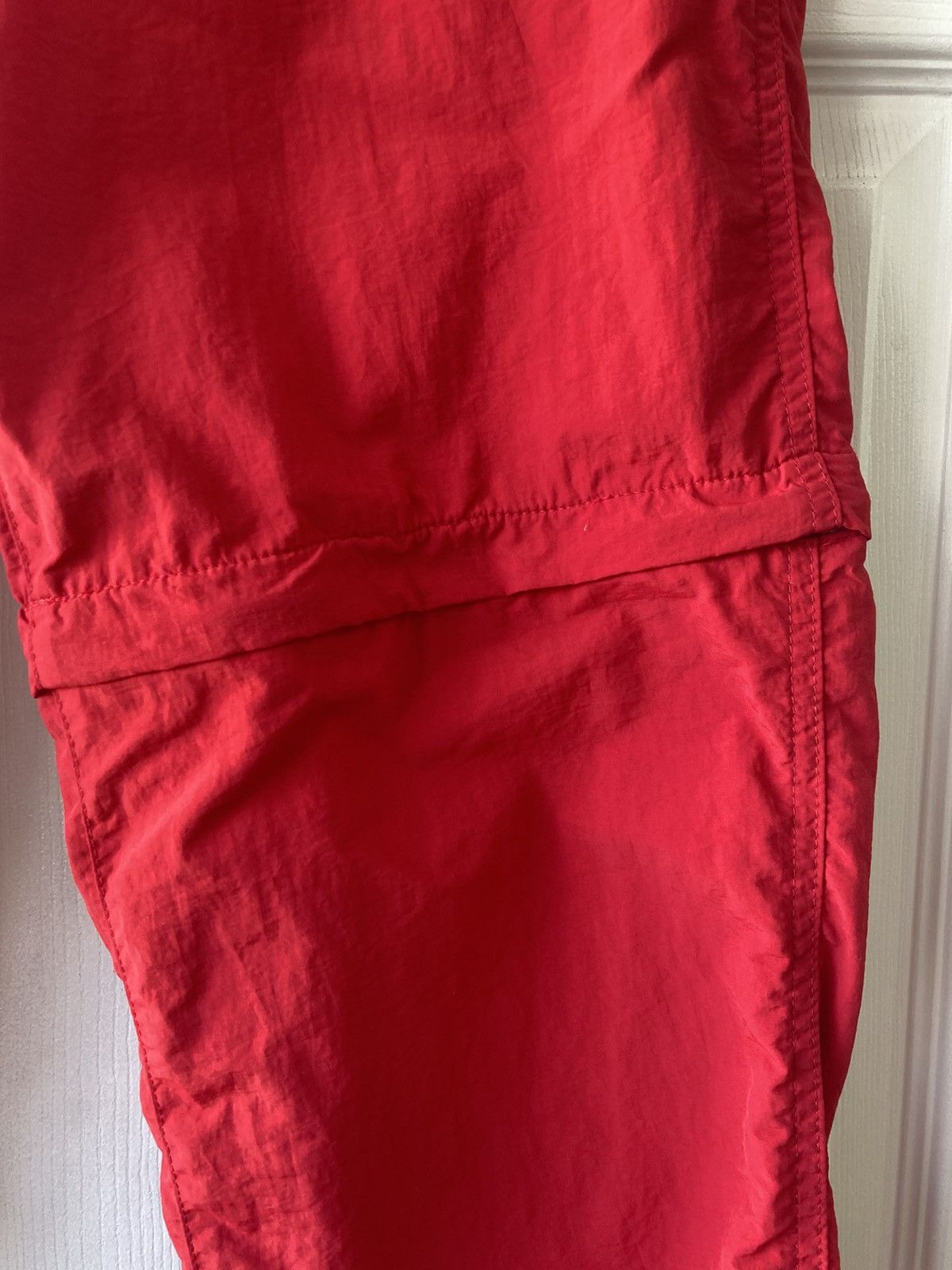 Battenwear Battenwear vintage-inspired bright red zip-off hiking pants Size US 31 - 3 Thumbnail