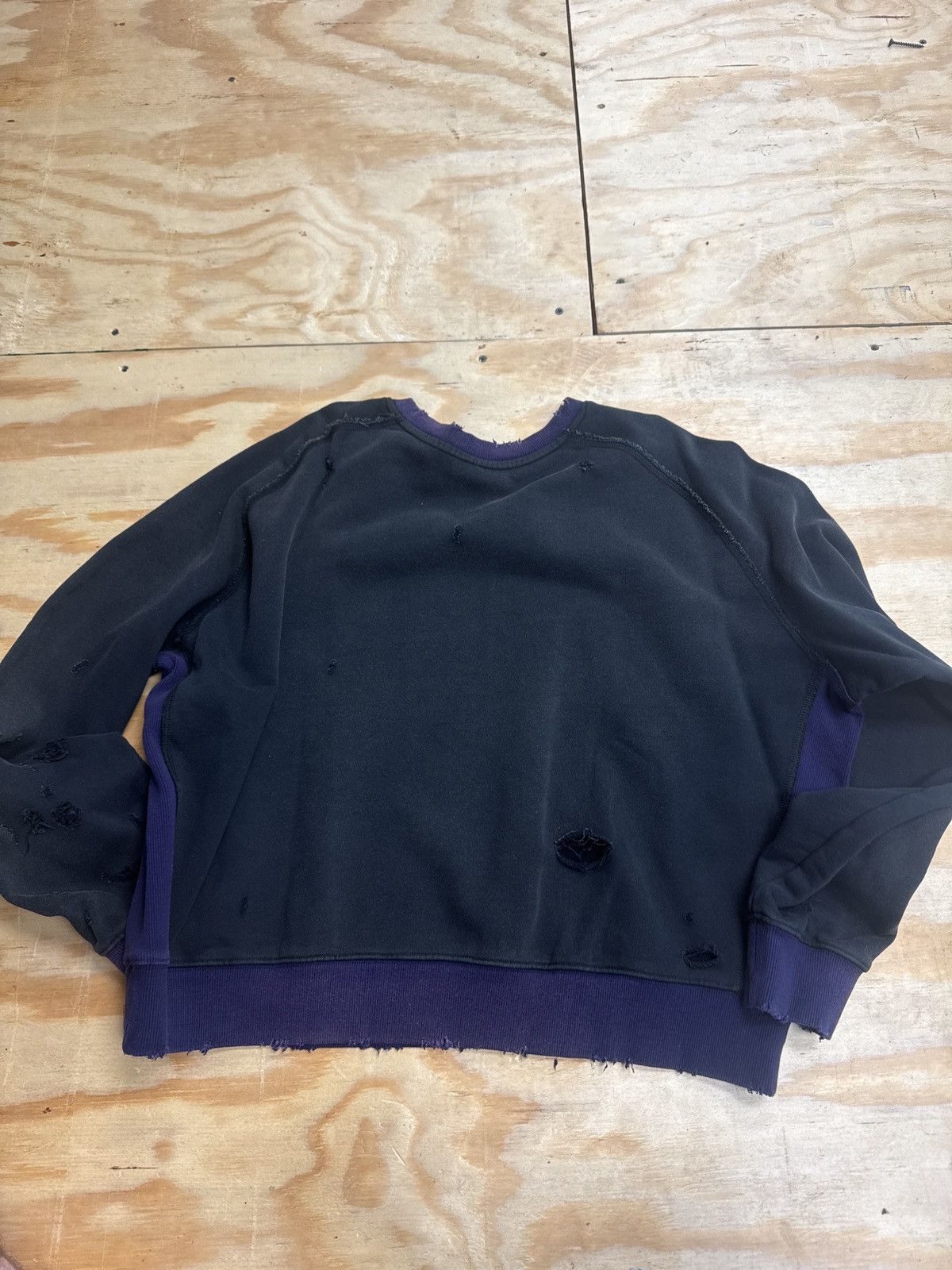 The GV Gallery The GV gallery raspberry hills crewneck black pink Size US S / EU 44-46 / 1 - 2 Thumbnail