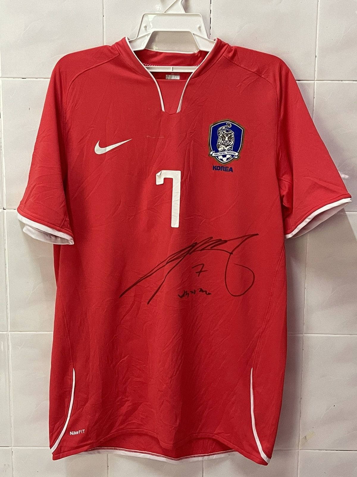 image of South Korea Park Ji-Sung Signed Jersey 2002 in Pink, Men's (Size XL)