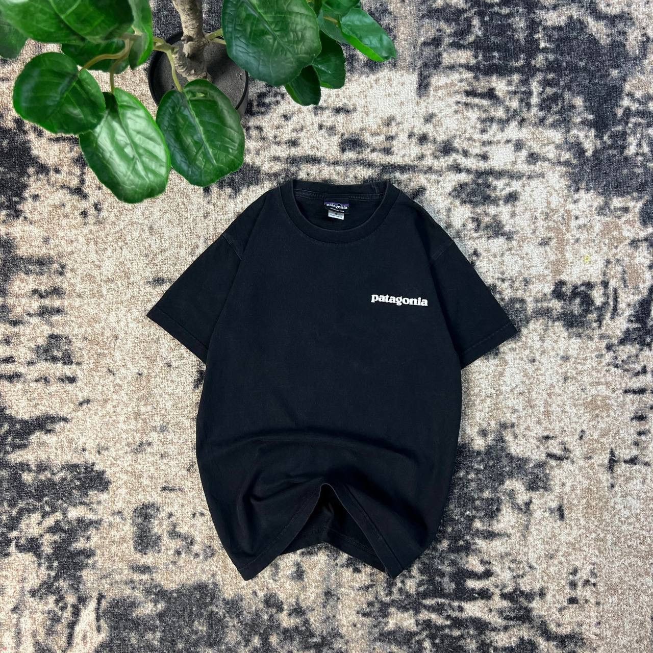 Patagonia Patagonia Big Logo Vintage T-Shirt Streetwear Style 1TS17 Size US S / EU 44-46 / 1 - 2 Thumbnail