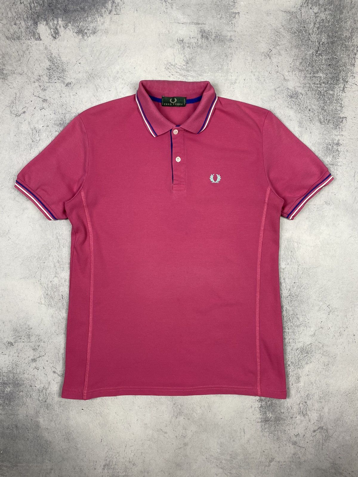 Fred Perry Fred Perry Embroidered Logo Polo Shirt Pink Size M Size US M / EU 48-50 / 2 - 2 Thumbnail