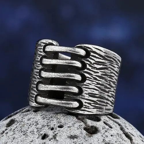 Jewelry Viking Antique Knitted Shoe Ring Size ONE SIZE - 3 Thumbnail
