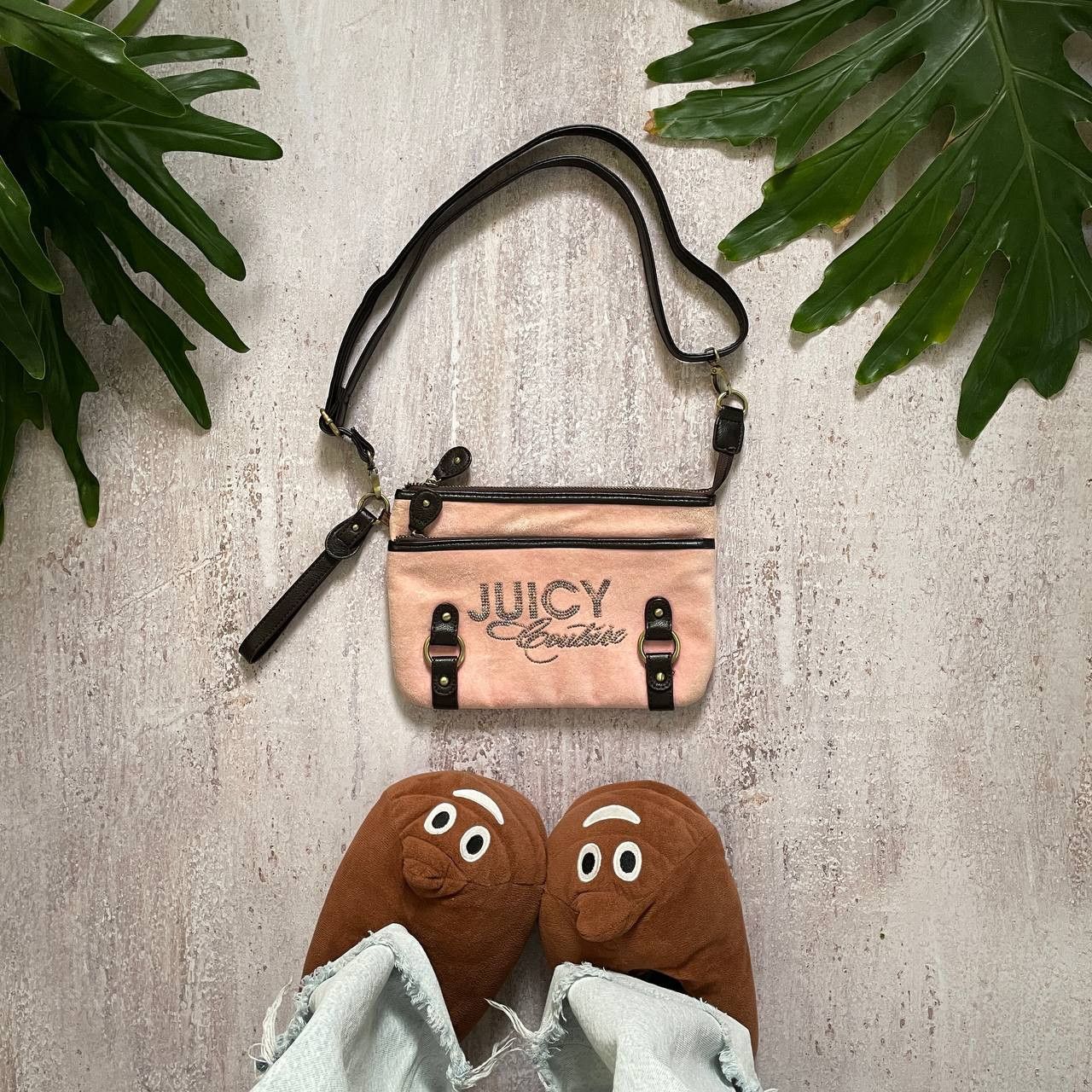 Juicy Couture VINTAGE Y2K JUICY COUTURE RARE AMAZING VELVET BAG Size ONE SIZE - 1 Thumbnail