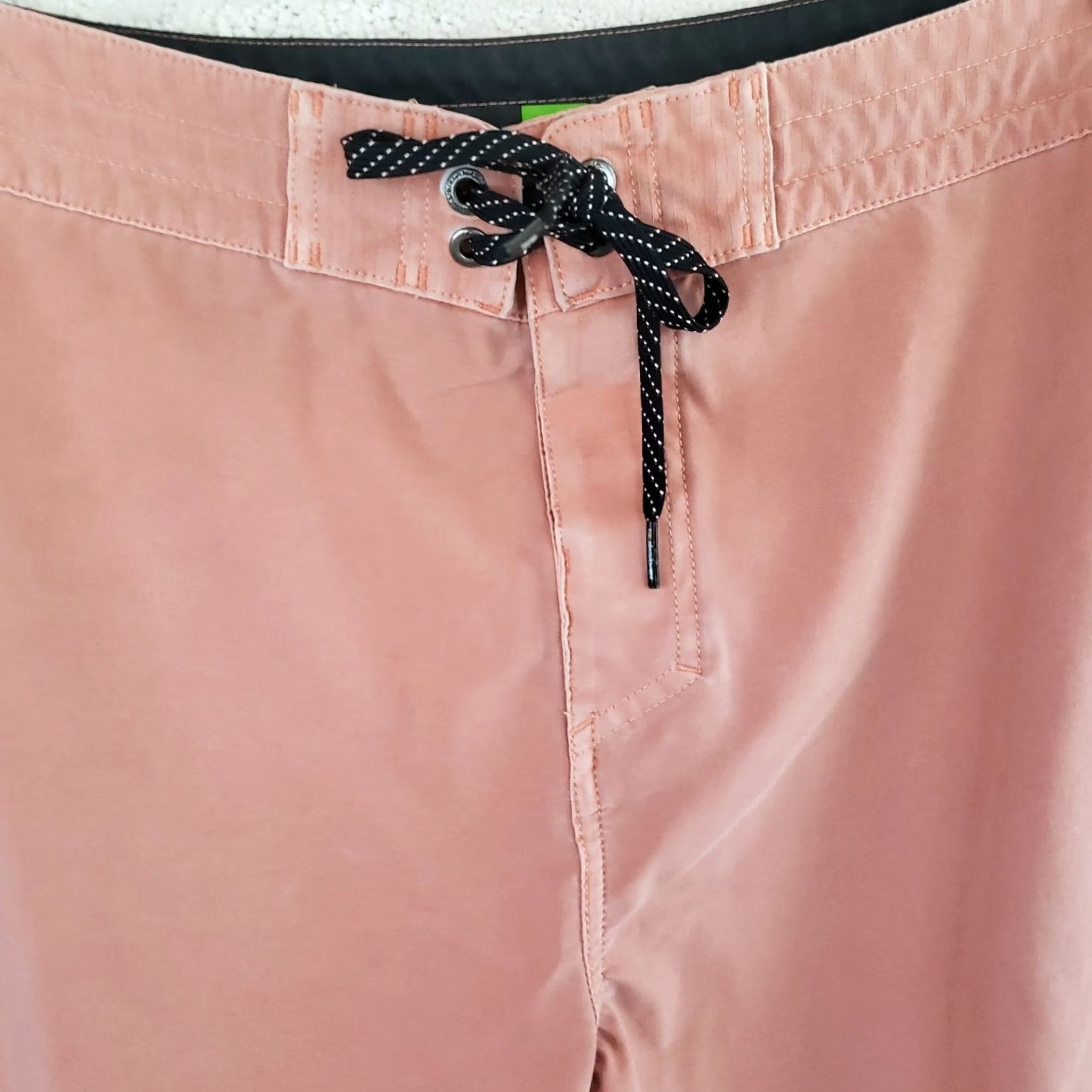 Quiksilver Quicksilver Board Shorts Mens 34x8 Pink Solid Surfing Beach Casual Wear Lifeguard Recreational Fishing Pockets Drawstring Stretch Size US 34 / EU 50 - 3 Thumbnail
