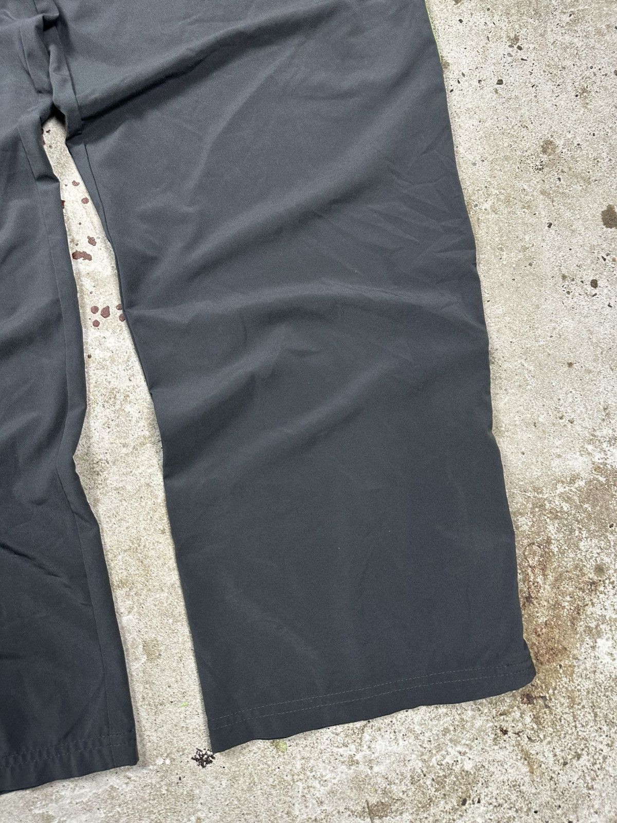 Nike × Vintage Vintage Y2K Nike Baggy Grey Track Pants Swoosh Rare Size US 34 / EU 50 - 3 Thumbnail